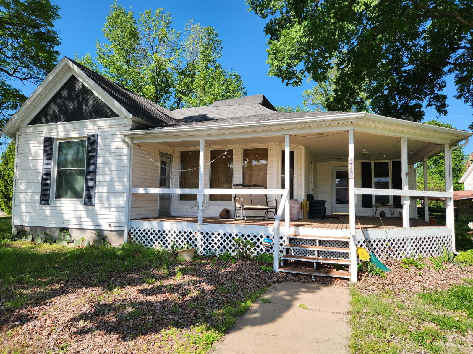 Commercial Sale for sale – 1418  Cherokee Avenue  Seneca, MO