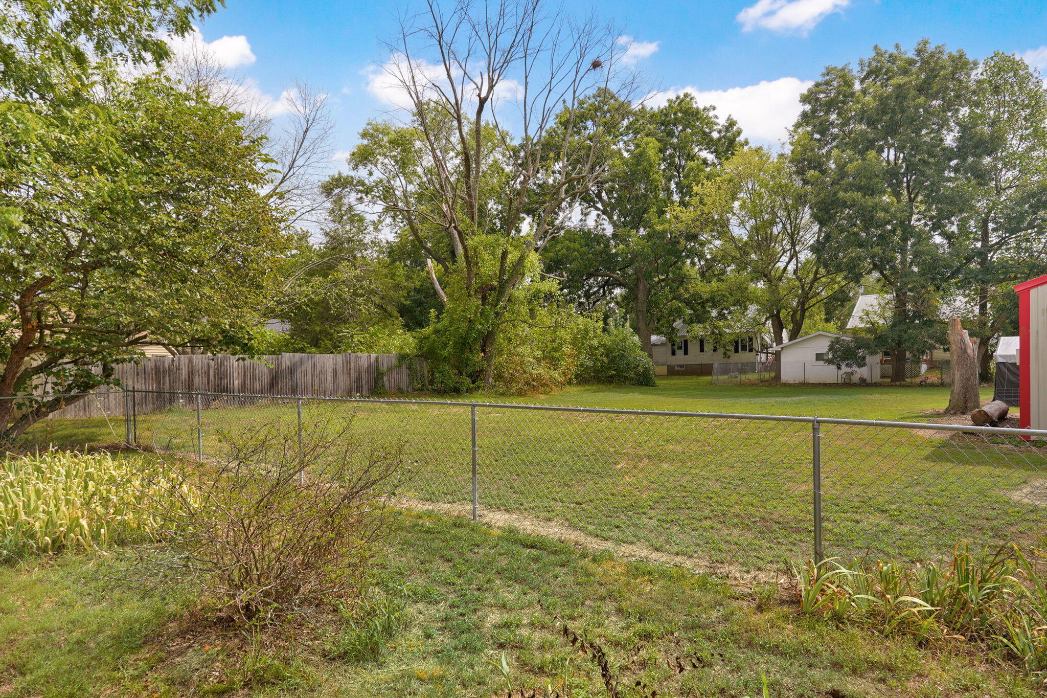 Photo 8 - Residential for sale – 416 W Water Street  Mt Vernon, MO