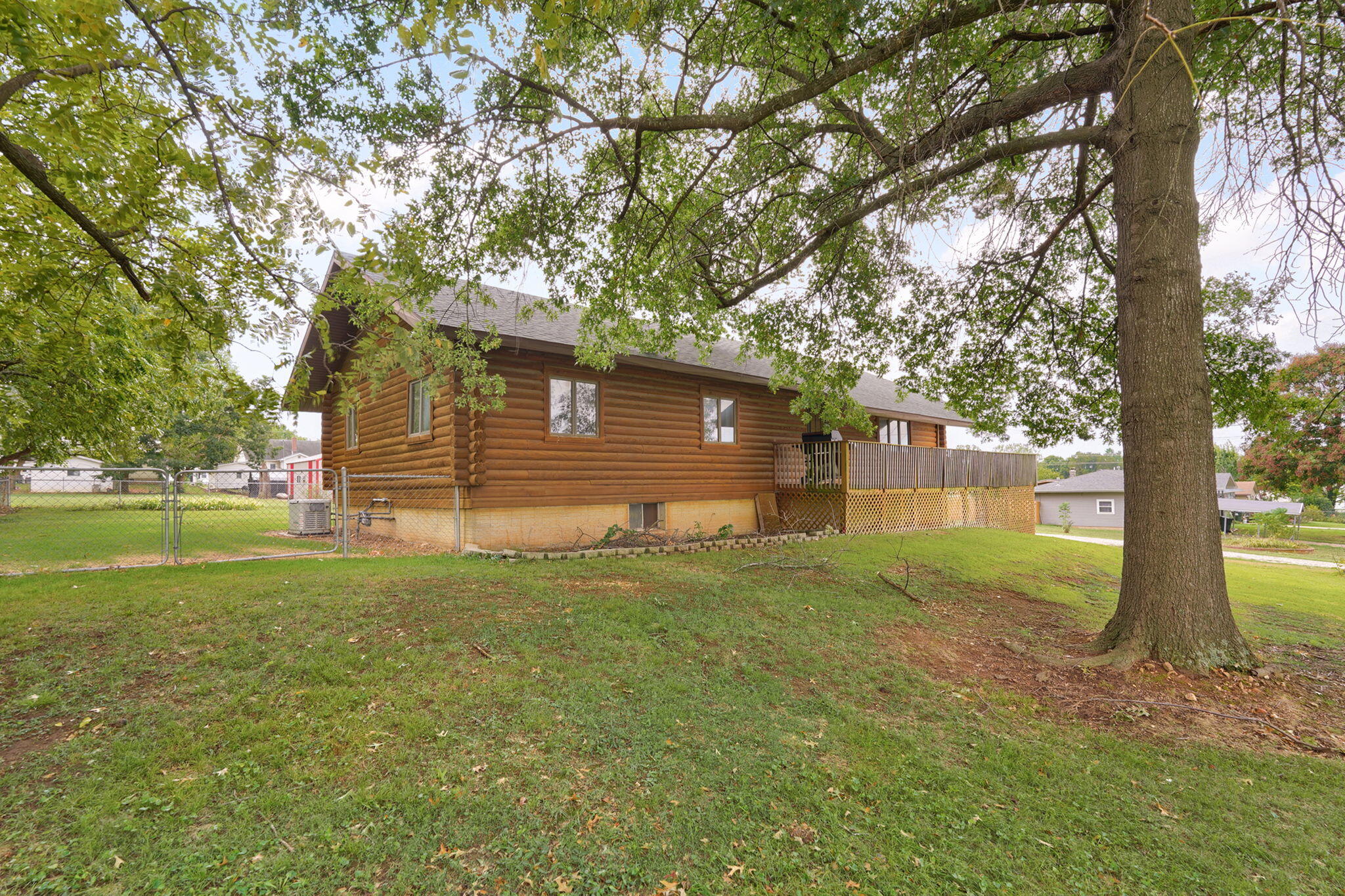 Photo 12 - Residential for sale – 416 W Water Street  Mt Vernon, MO