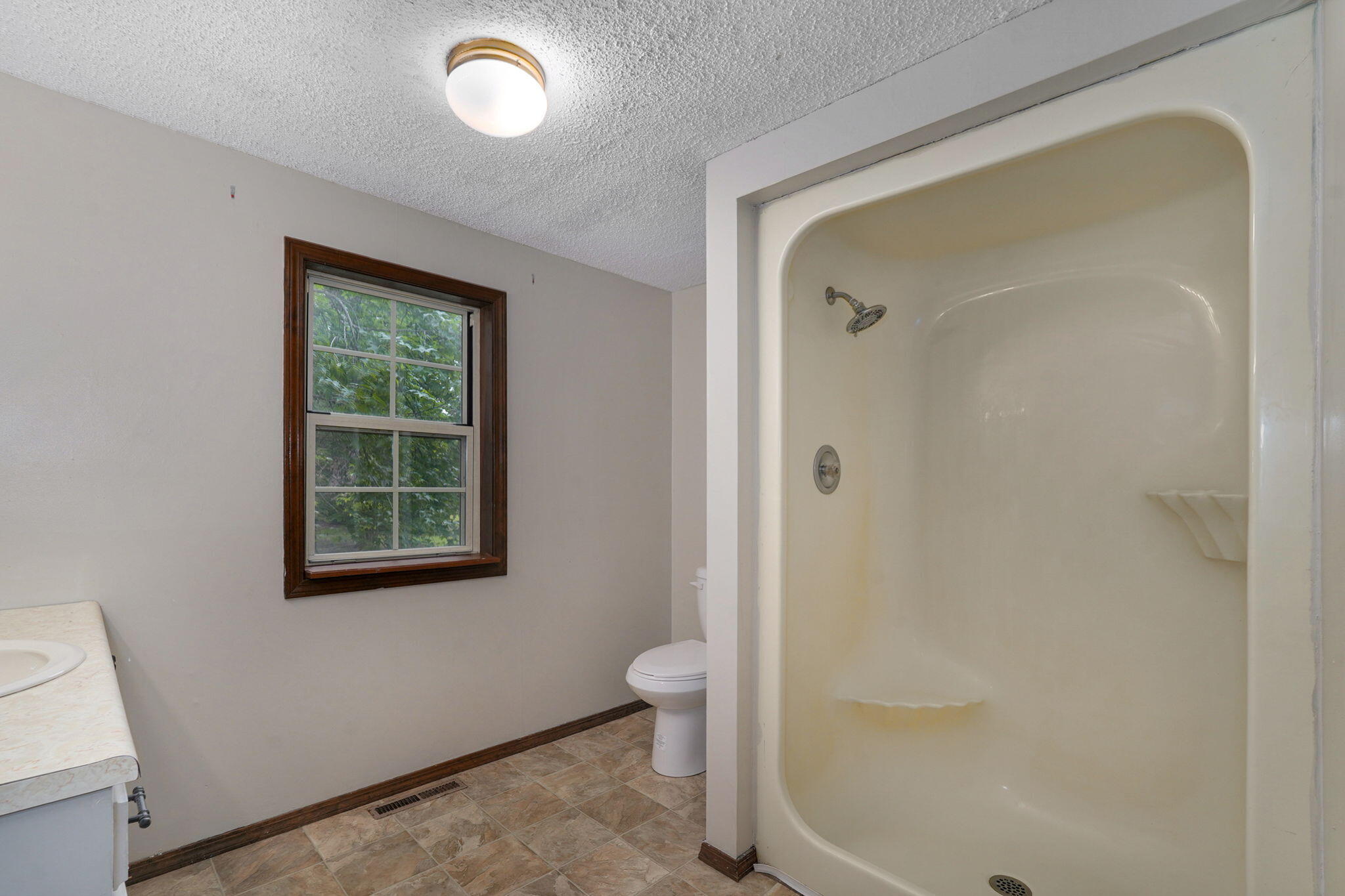 Photo 30 - Residential for sale – 9971 E Farm Road 104   Strafford, MO