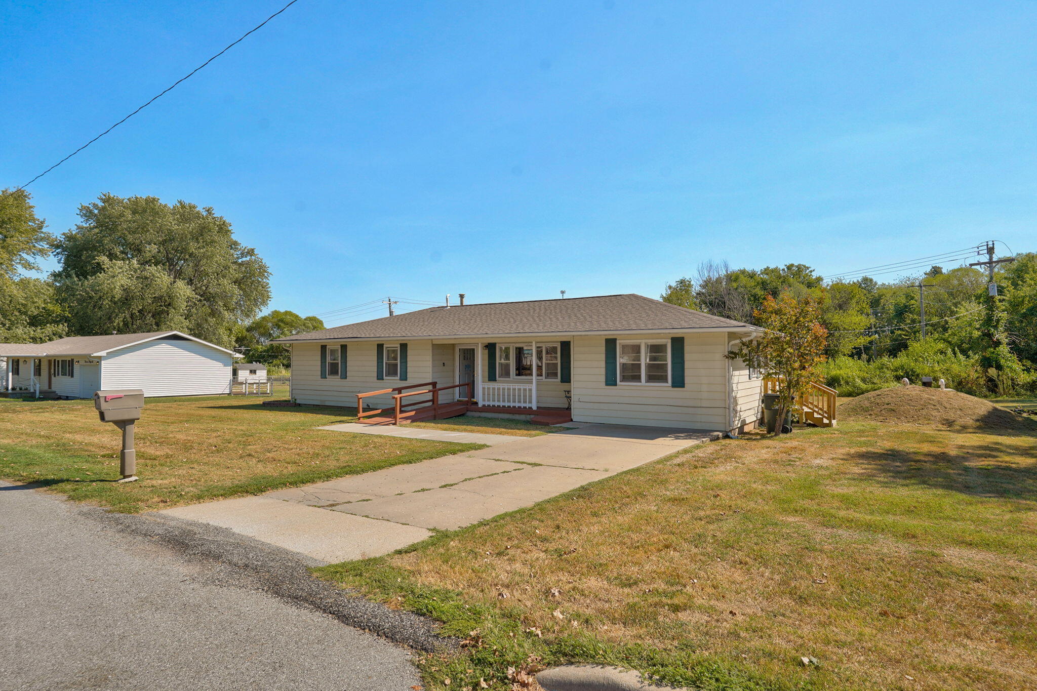 Photo 22 - Residential for sale – 1344  Woodlawn Avenue  Mt Vernon, MO