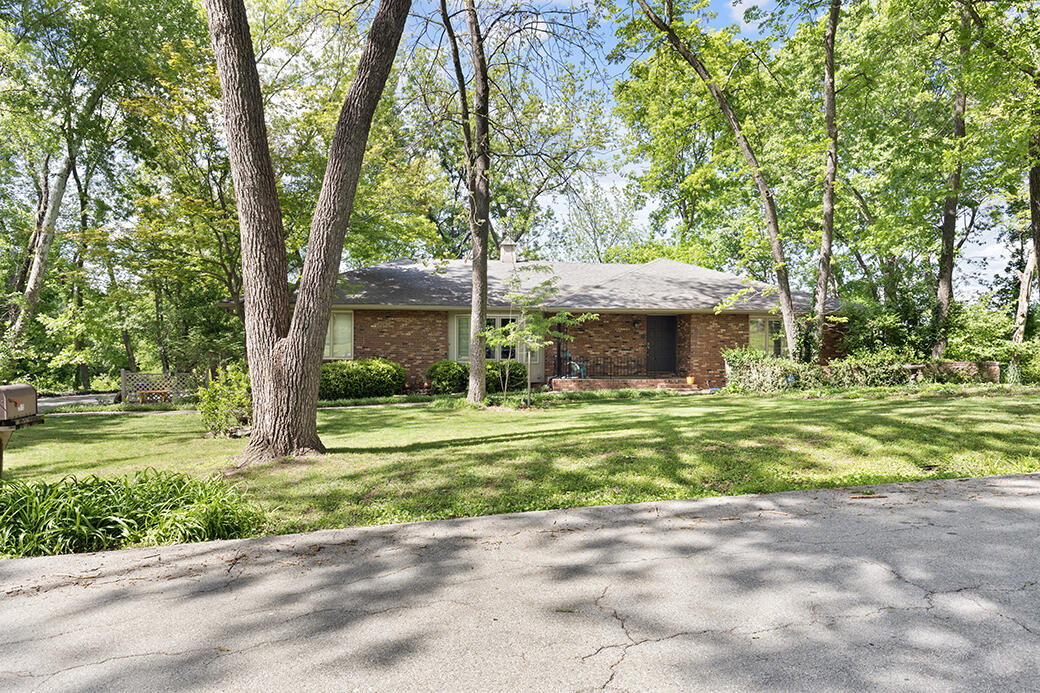Photo 4 - Residential for sale – 2615 E Melbourne Road  Springfield, MO