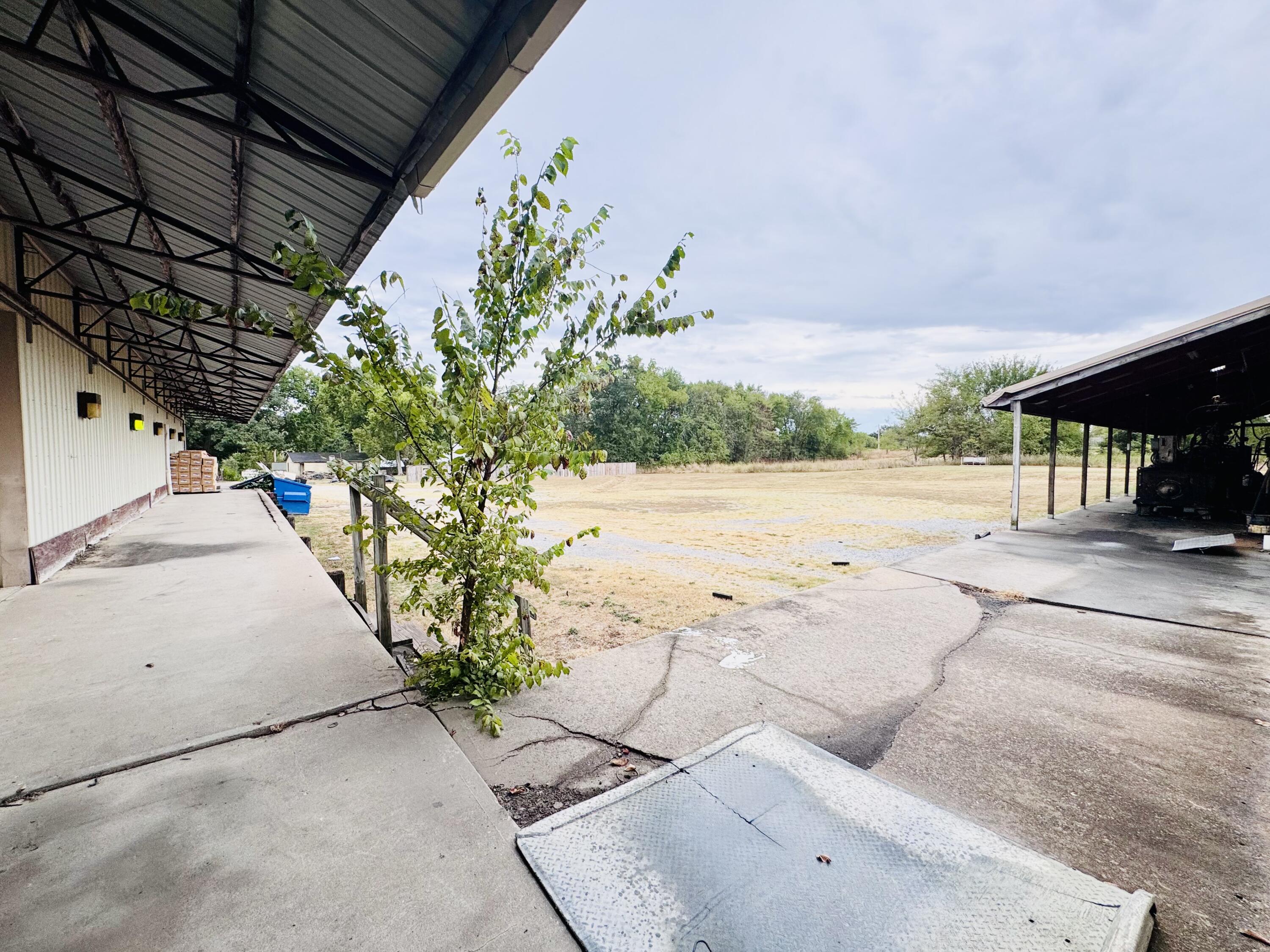 Photo 10 - Commercial Sale for sale – 75  Garvey Drive  Noel, MO