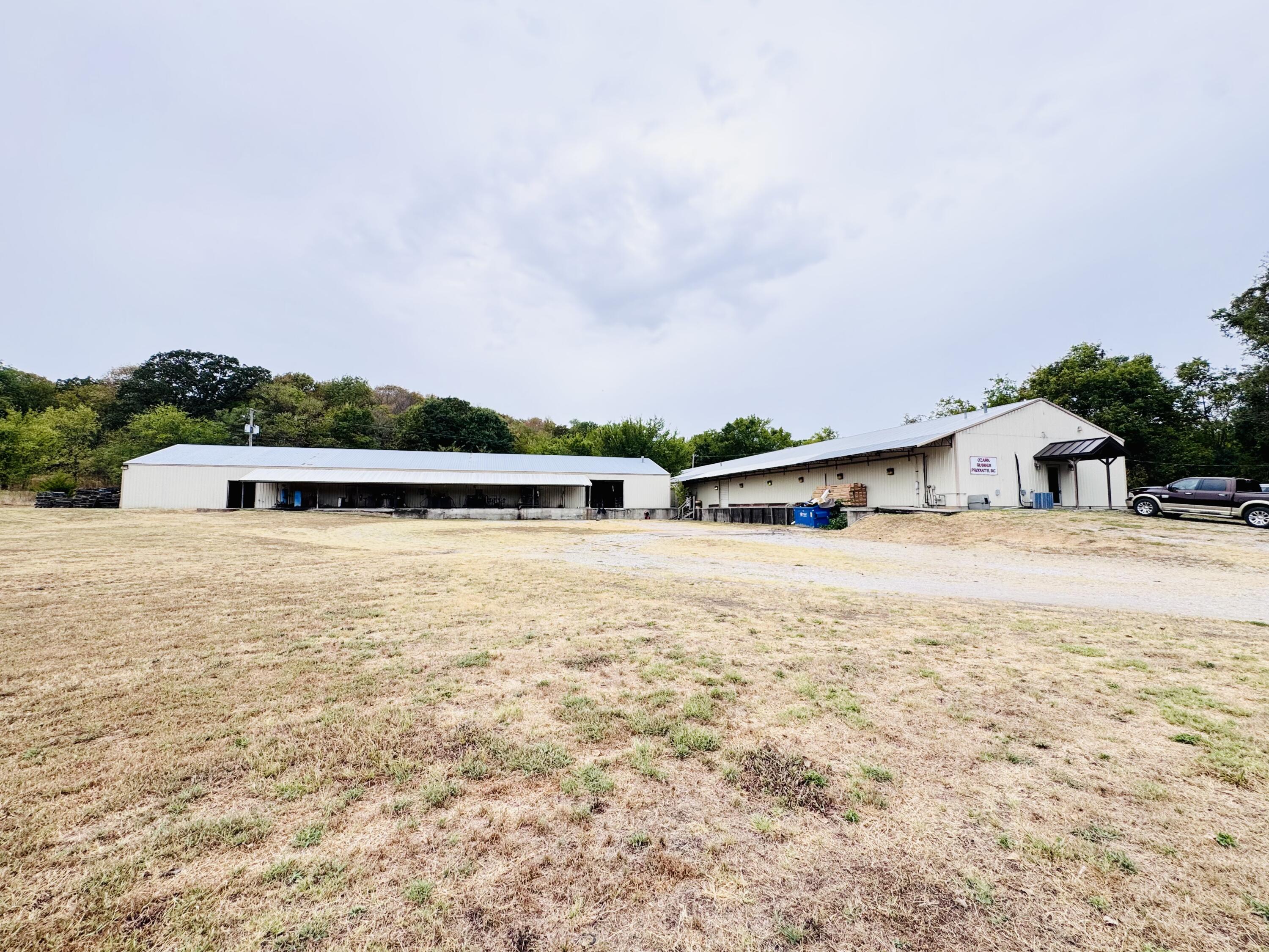 Photo 2 - Commercial Sale for sale – 75  Garvey Drive  Noel, MO
