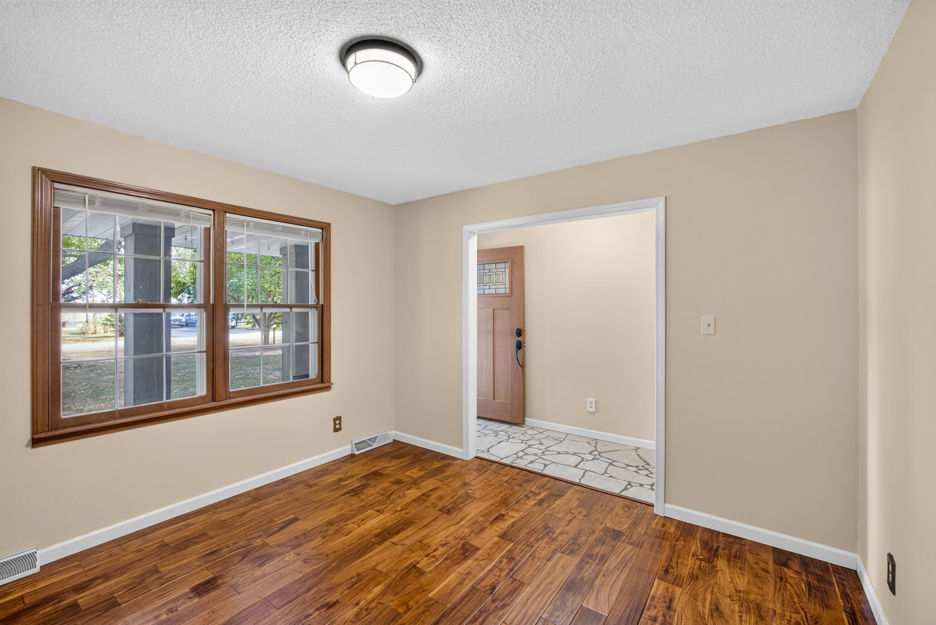 Photo 8 - Residential for sale – 2829 N Oakland Avenue  Springfield, MO