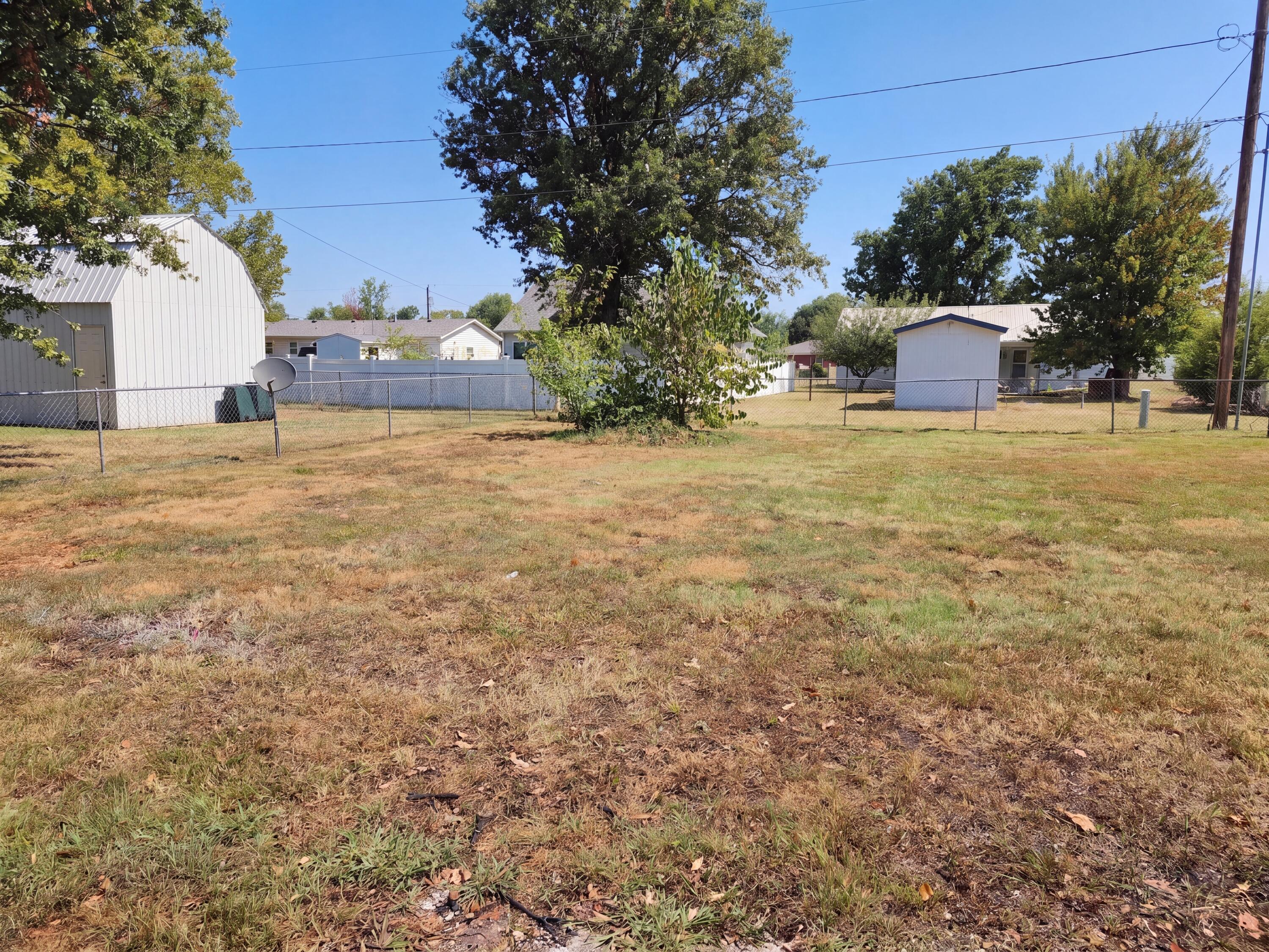Photo 18 - Residential for sale – 2208  Mc Connell Avenue  Joplin, MO