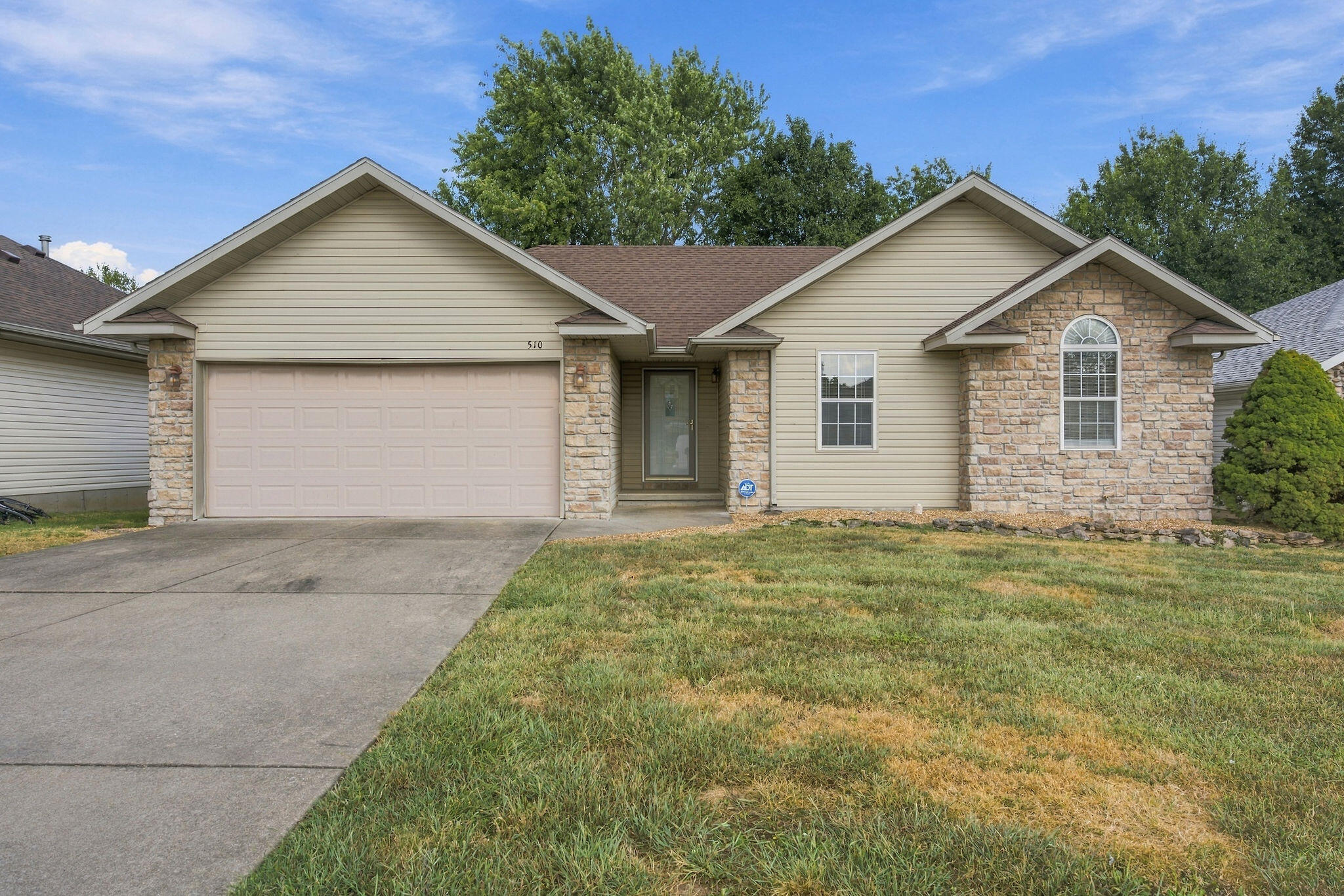 Photo 2 - Residential for sale – 510 S Birch Avenue  Springfield, MO