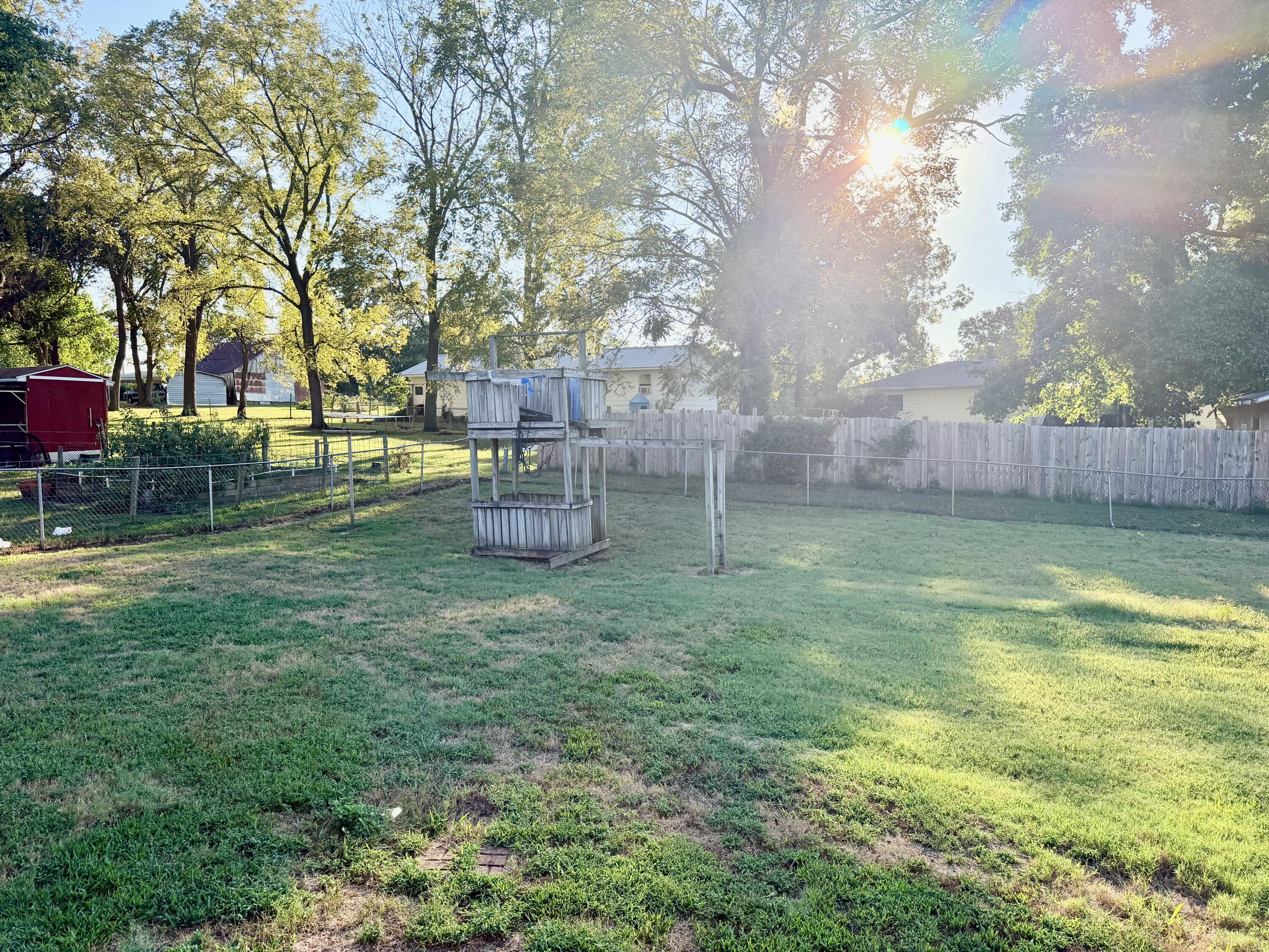 Photo 19 - Residential for sale – 33  Preston Street  Greenfield, MO