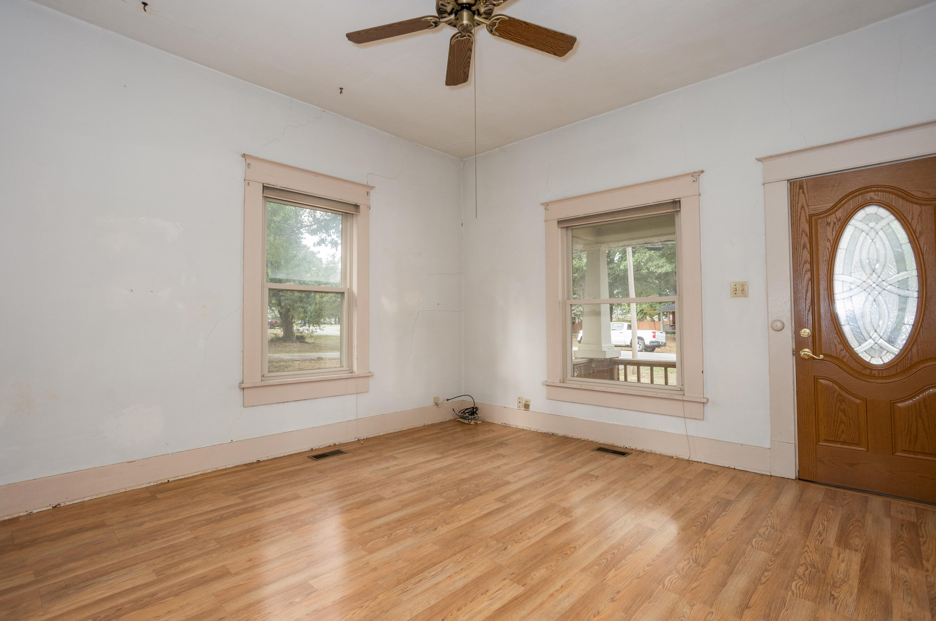 Photo 4 - Residential for sale – 516 N Pine Avenue  Republic, MO