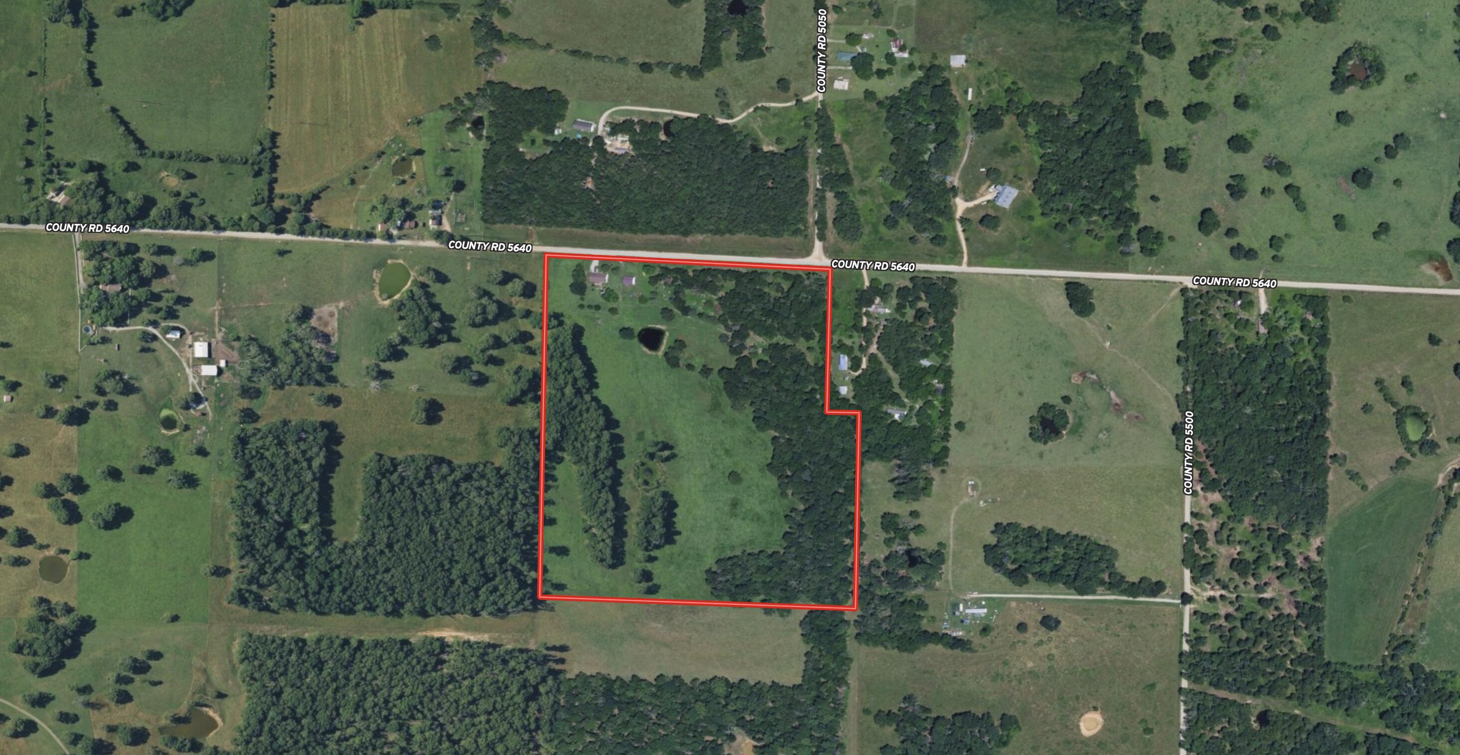 Photo 2 - Residential for sale – 3010  County Road 5640   Willow Springs, MO