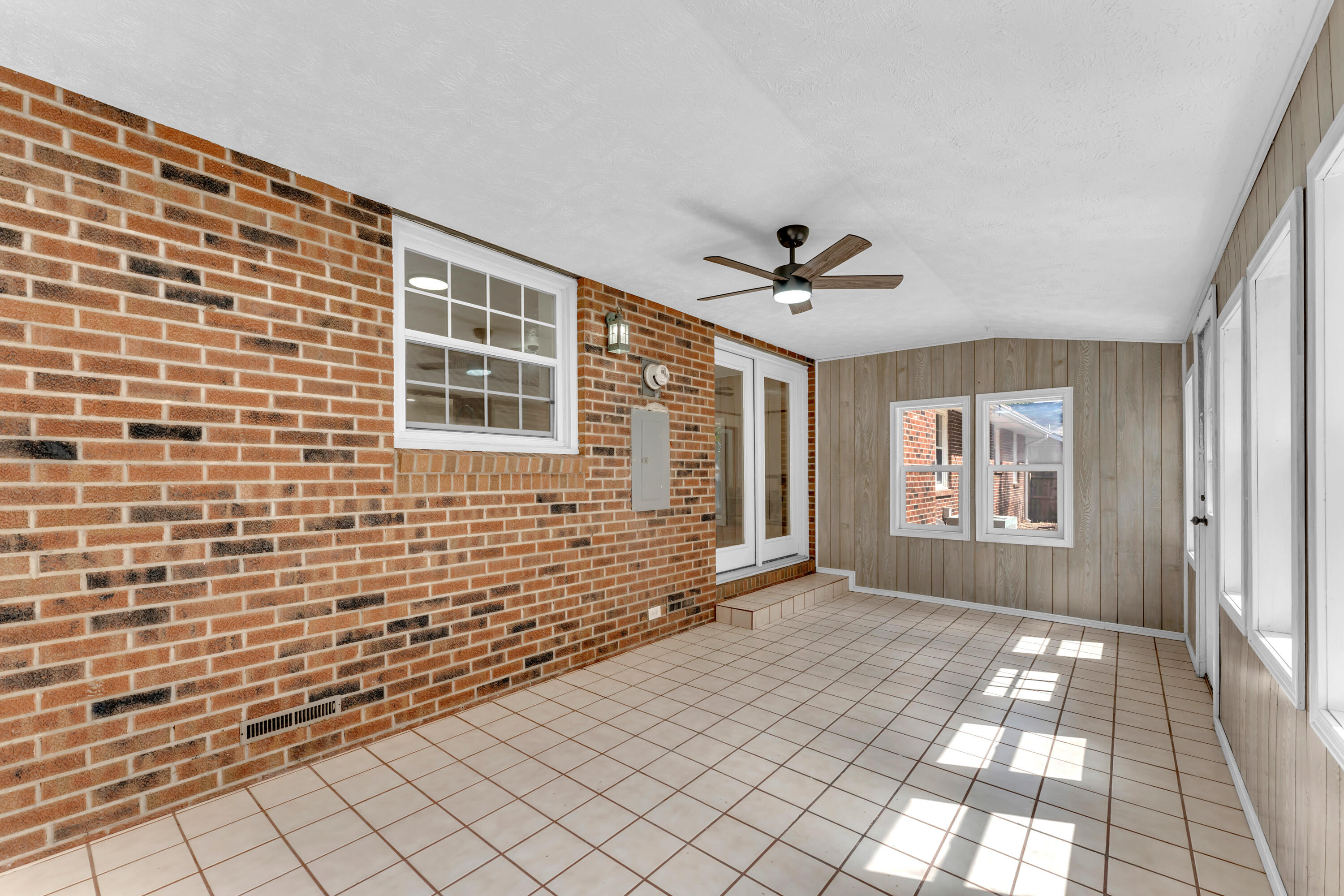 Photo 29 - Residential for sale – 844 W Maplewood Street  Springfield, MO
