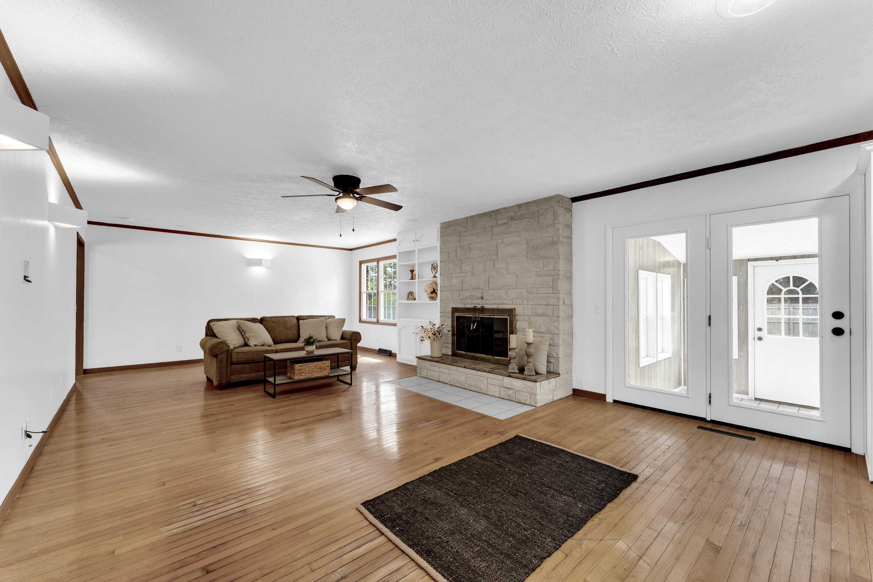 Photo 9 - Residential for sale – 844 W Maplewood Street  Springfield, MO