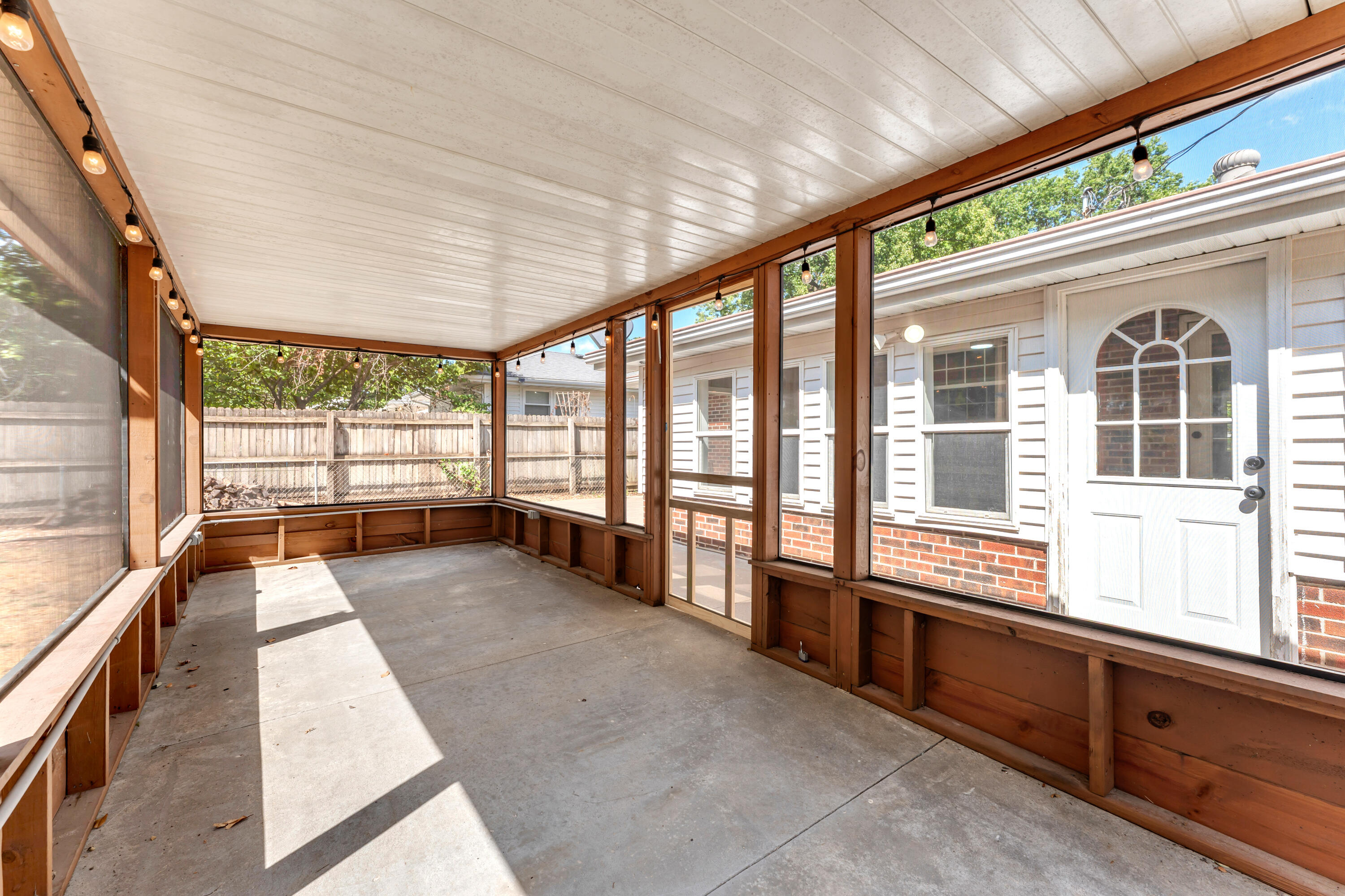 Photo 33 - Residential for sale – 844 W Maplewood Street  Springfield, MO