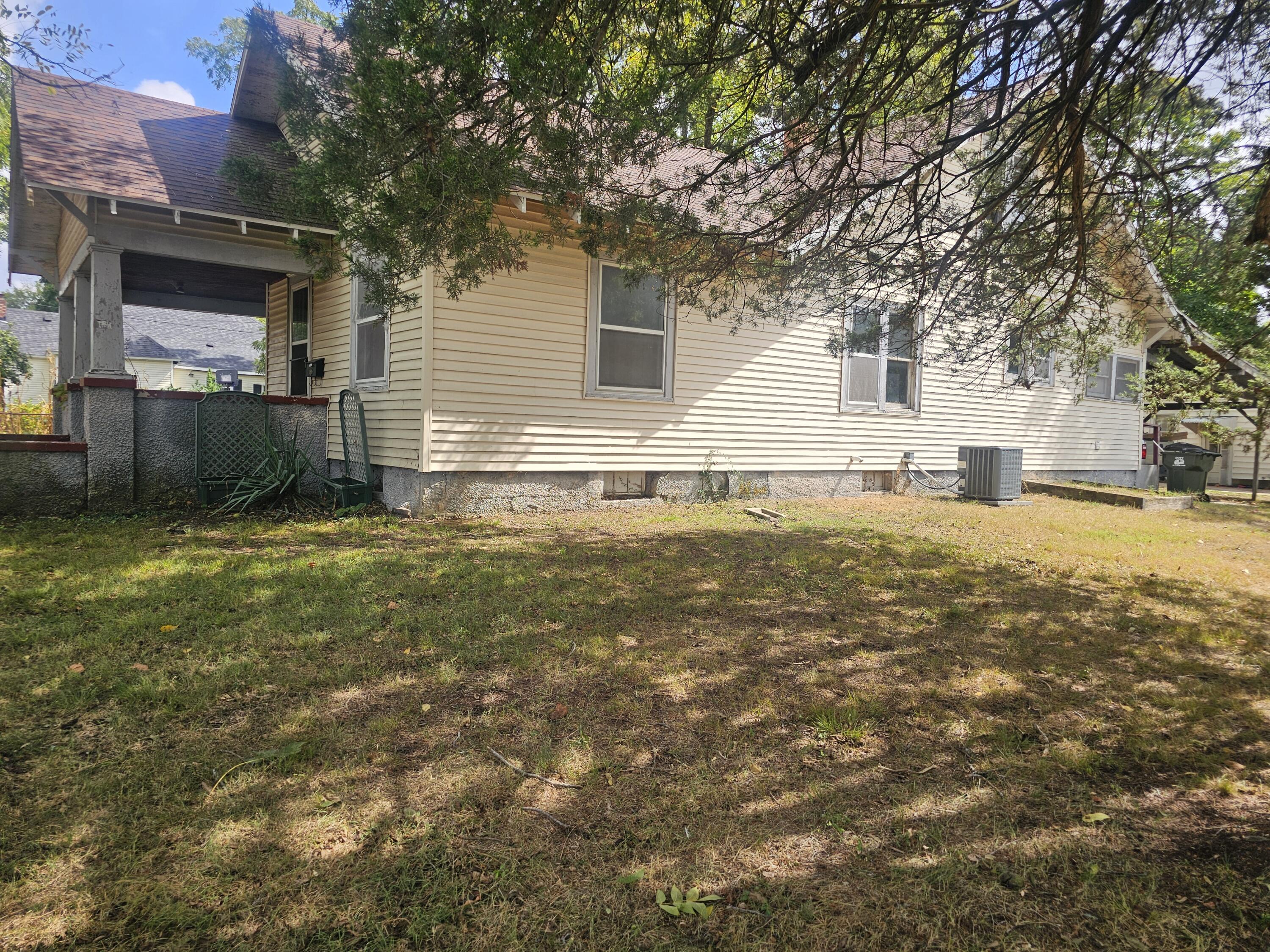 Photo 3 - Residential for sale – 314  Jasper Street  Aurora, MO