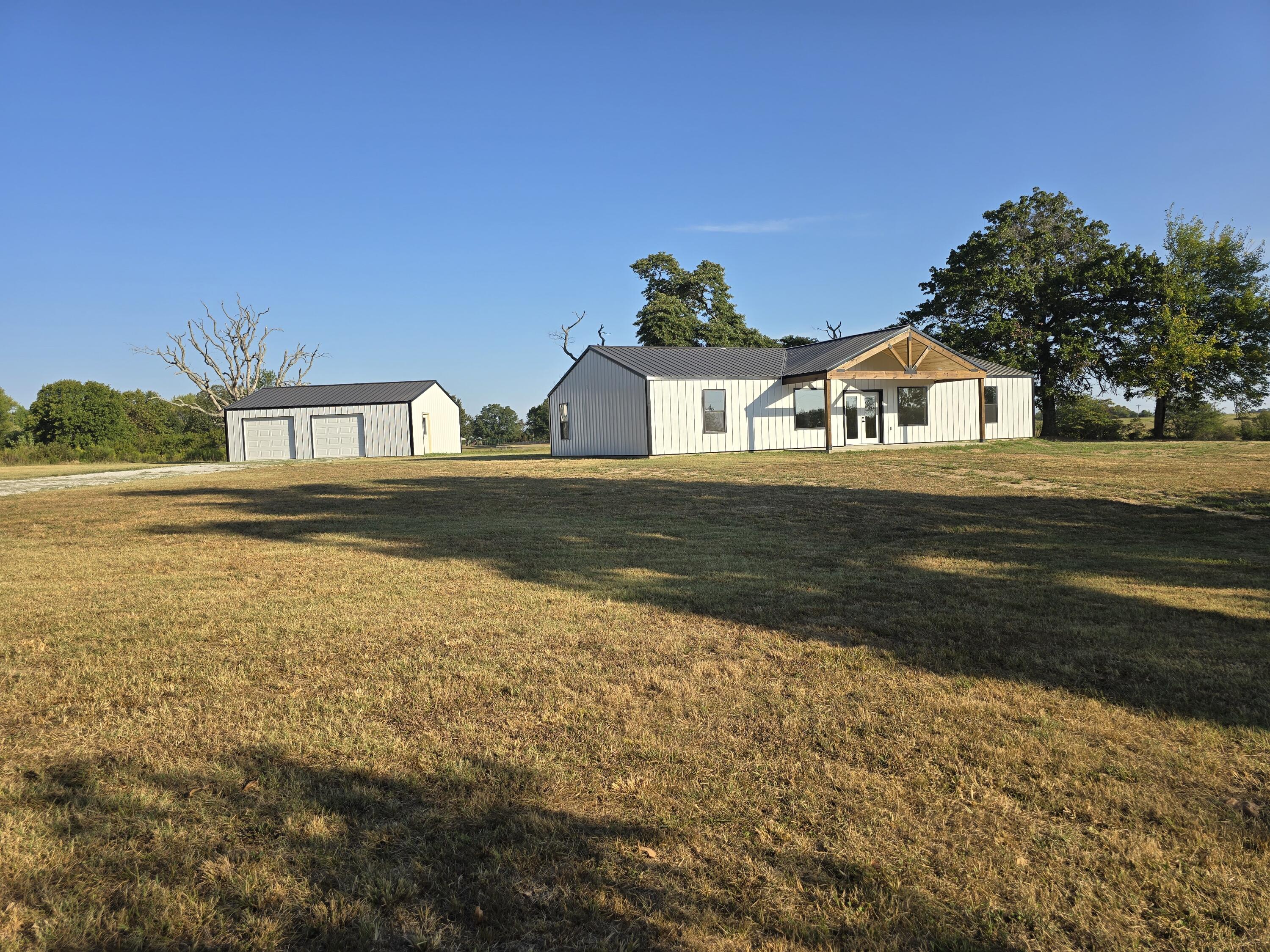 Residential for sale – 4513 State Road Pomona, MO