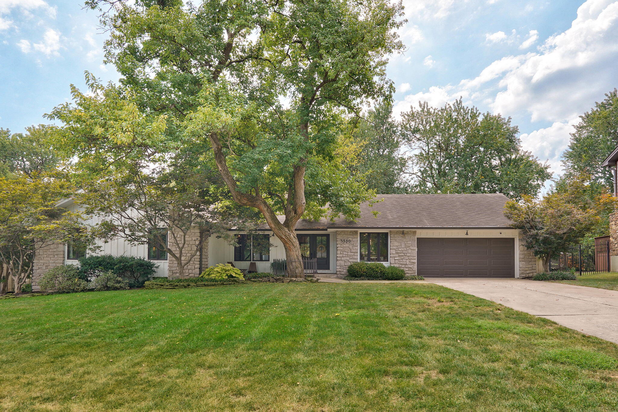 Photo 4 - Residential for sale – 3530 E Blueridge Street  Springfield, MO