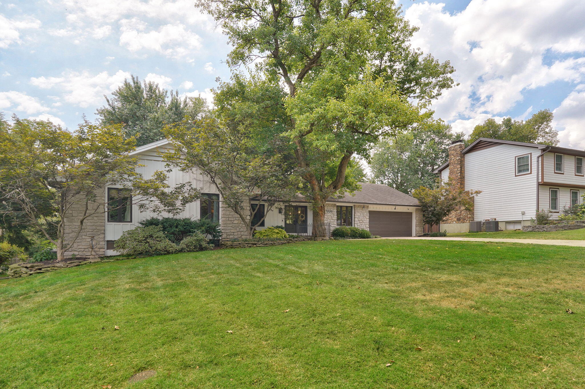 Photo 5 - Residential for sale – 3530 E Blueridge Street  Springfield, MO