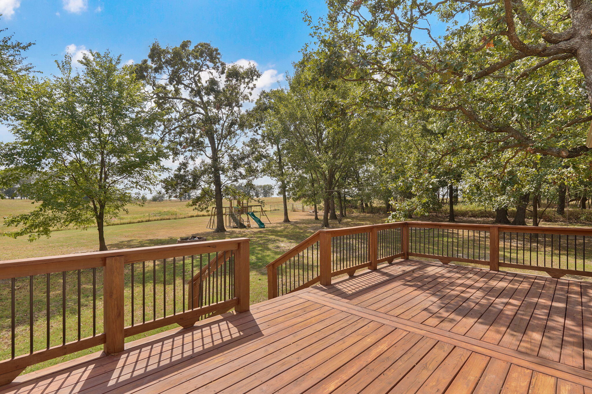 Photo 3 - Residential for sale – 15252  Hwy 97   Stotts City, MO