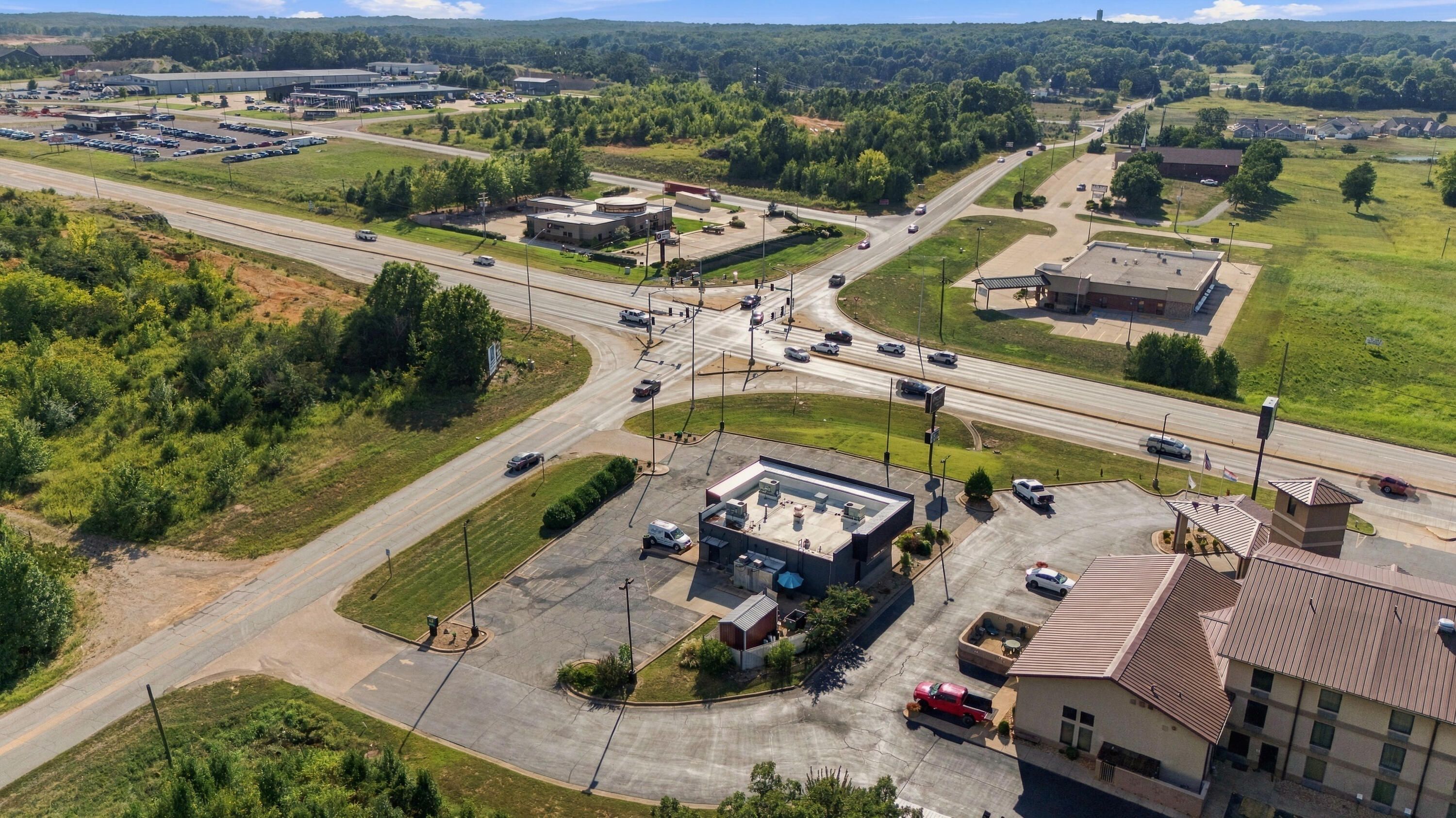 Photo 6 - Commercial Sale for sale – 210  Jan Howard Expressway  West Plains, MO