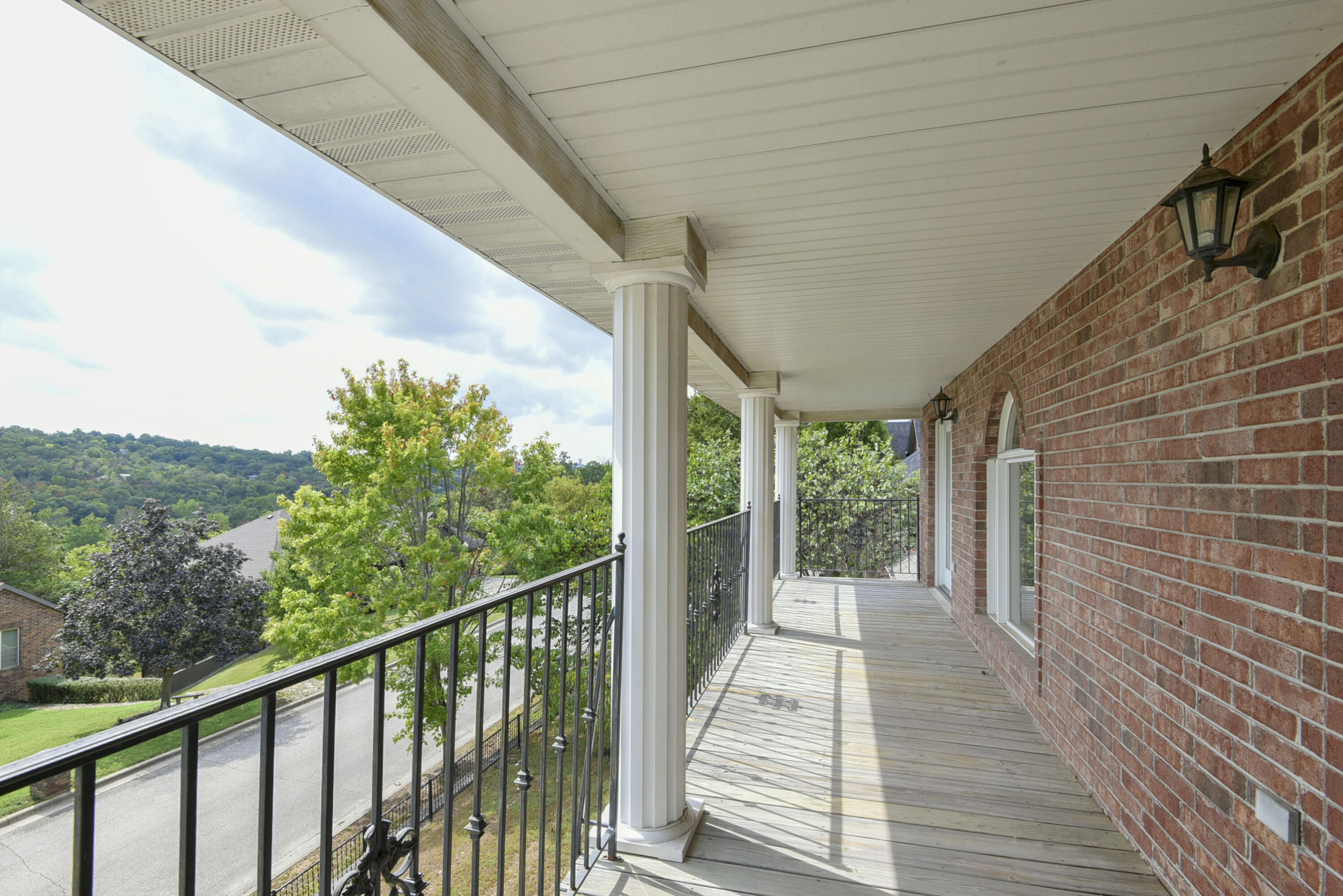 Photo 4 - Residential for sale – 309  Summerwood Drive  Branson, MO