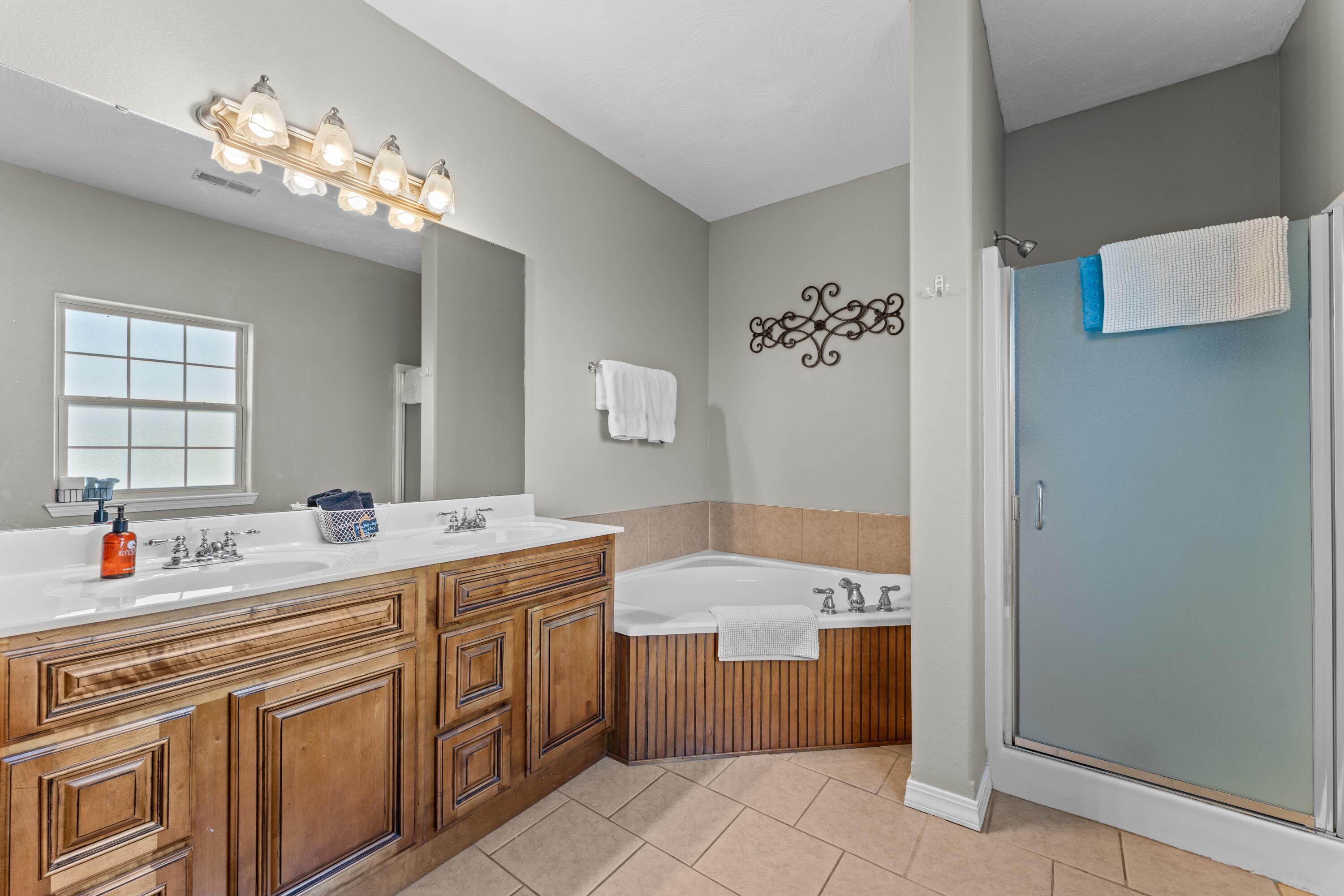Photo 12 - Residential for sale – 201  Rockwood Lane  Branson, MO