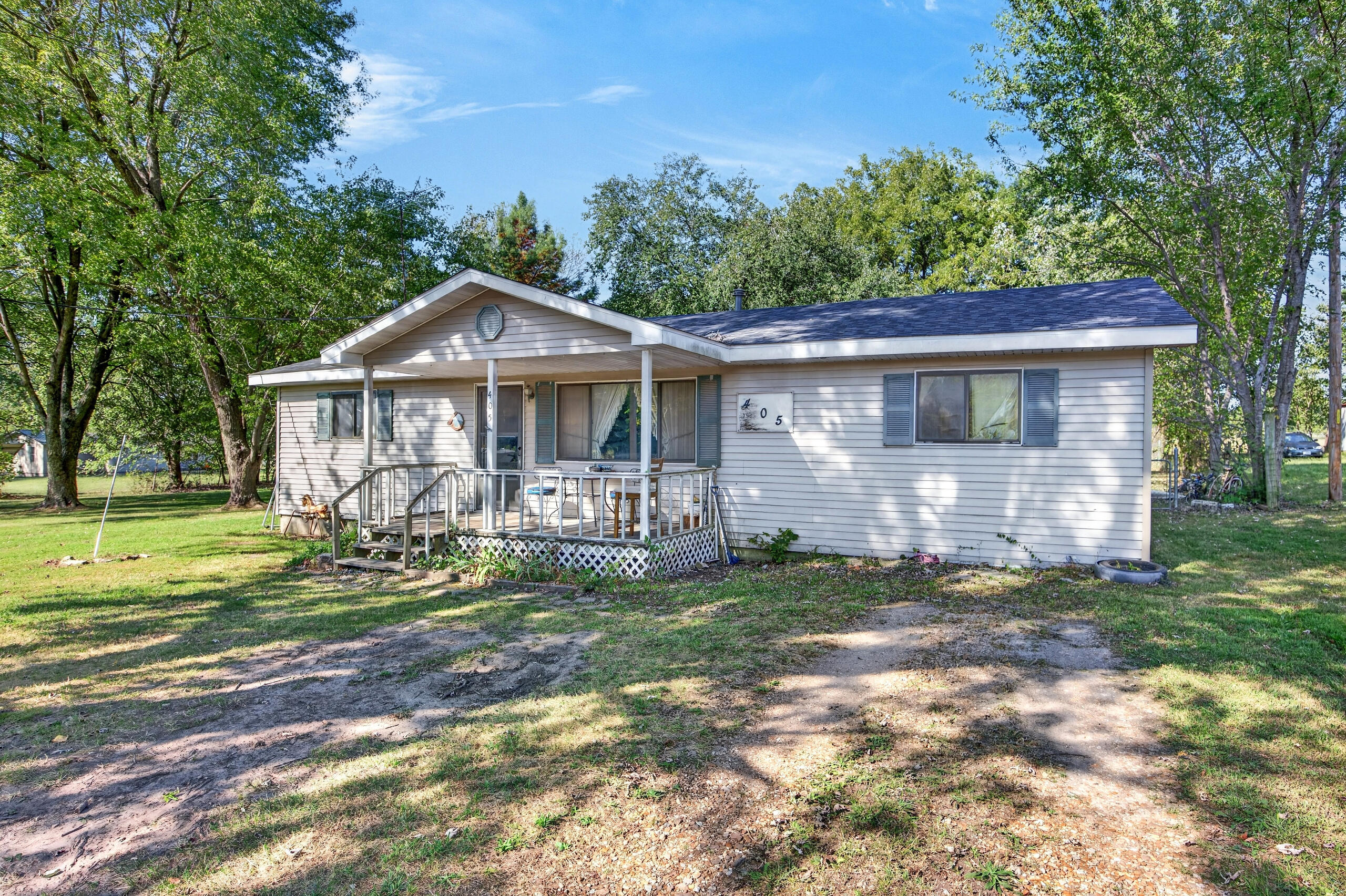 Photo 4 - Residential for sale – 405 N Atlantic Street  Urbana, MO