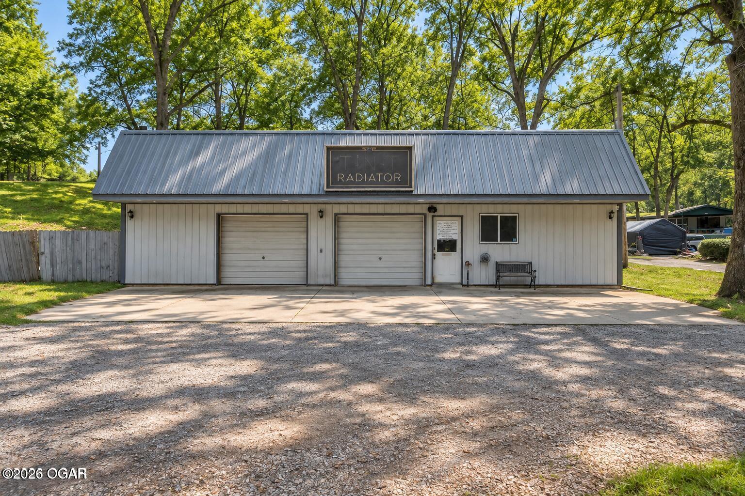 Photo 4 - Commercial Sale for sale – 17  Stoneville Lane  Anderson, MO