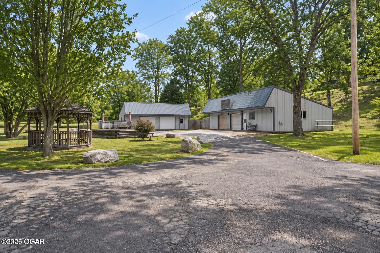 Commercial Sale for sale – 17  Stoneville Lane  Anderson, MO