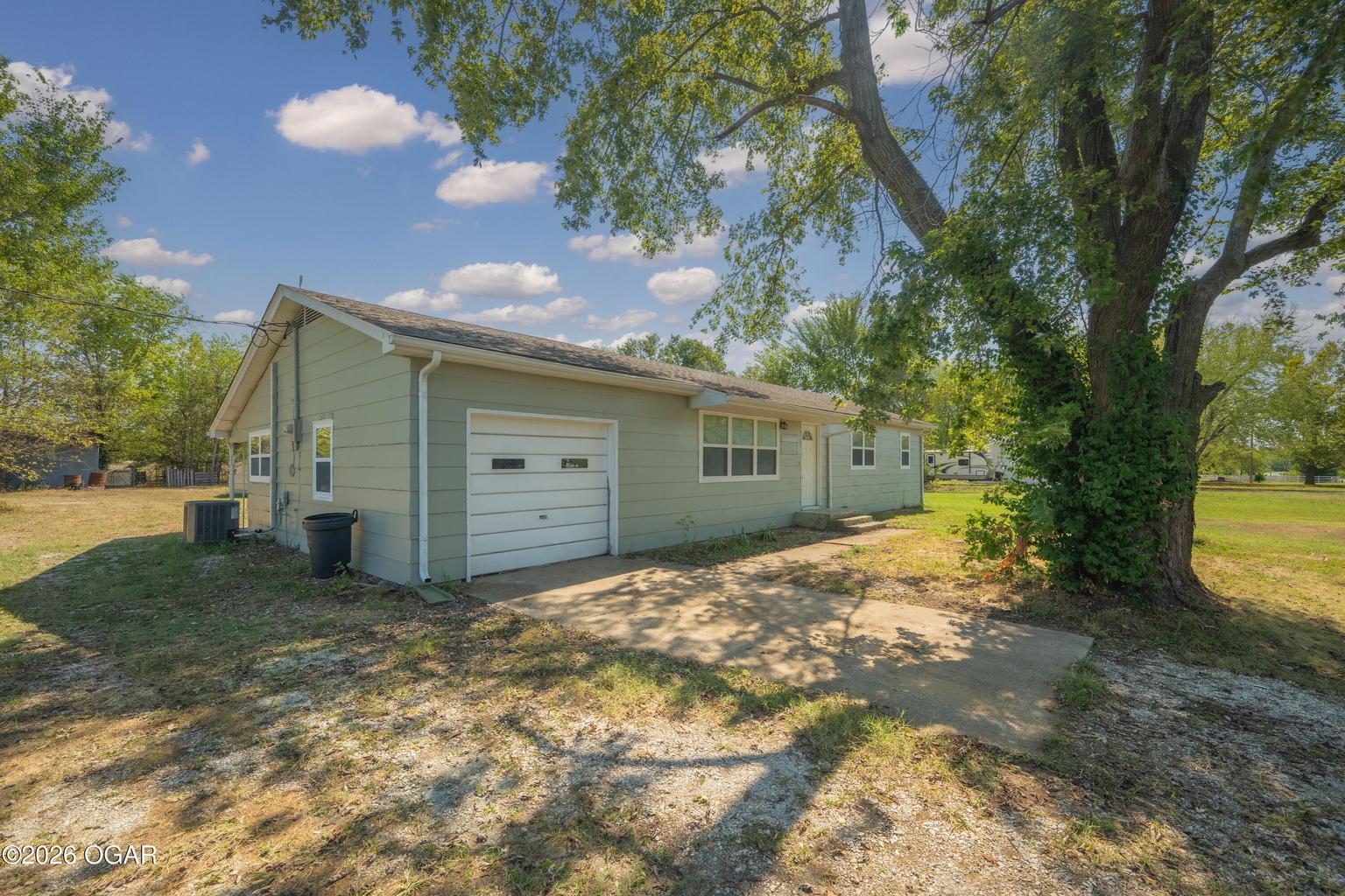 Photo 2 - Residential for sale – 5690  County Road 290   Carl Junction, MO