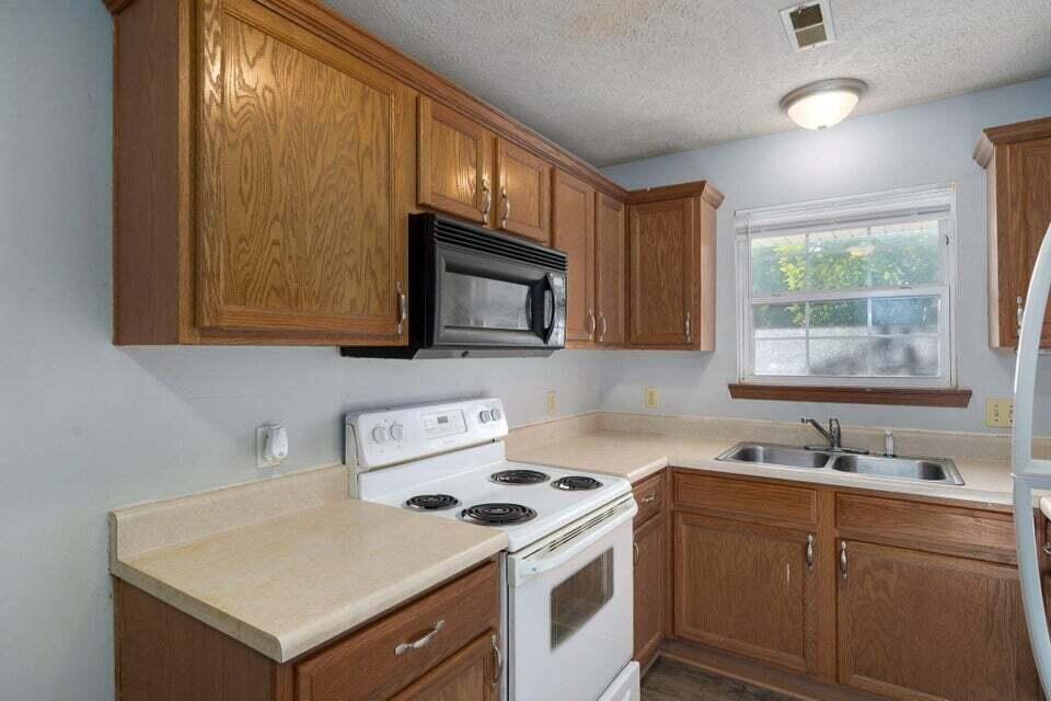 Photo 4 - Residential for sale – 1121 S Colgate Avenue  Springfield, MO