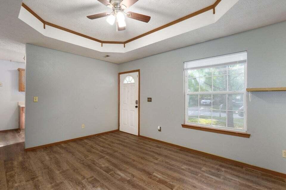 Photo 2 - Residential for sale – 1121 S Colgate Avenue  Springfield, MO