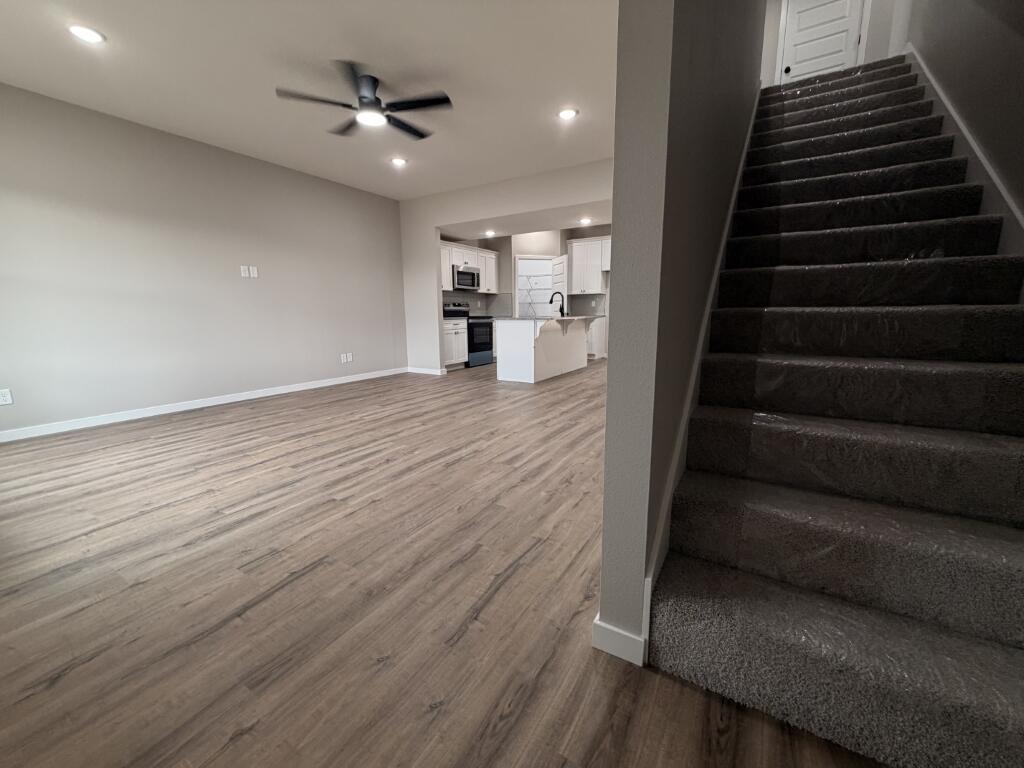 Photo 7 - Residential Lease for sale – 939  Holstein Lane  Marshfield, MO