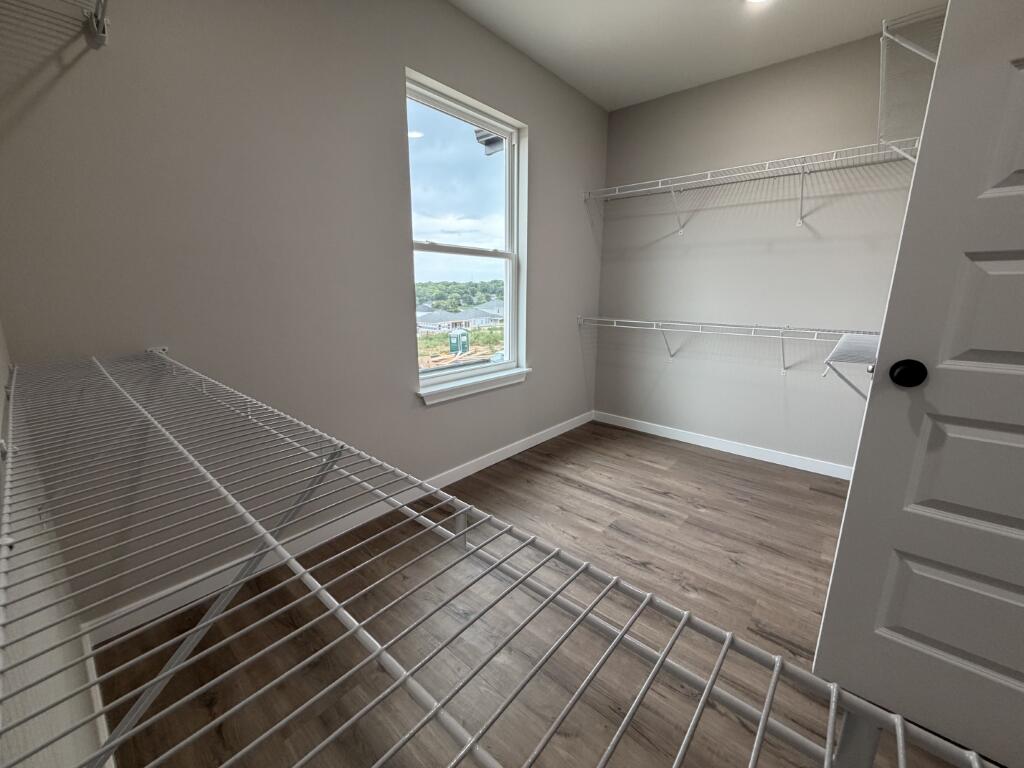 Photo 15 - Residential Lease for sale – 939  Holstein Lane  Marshfield, MO