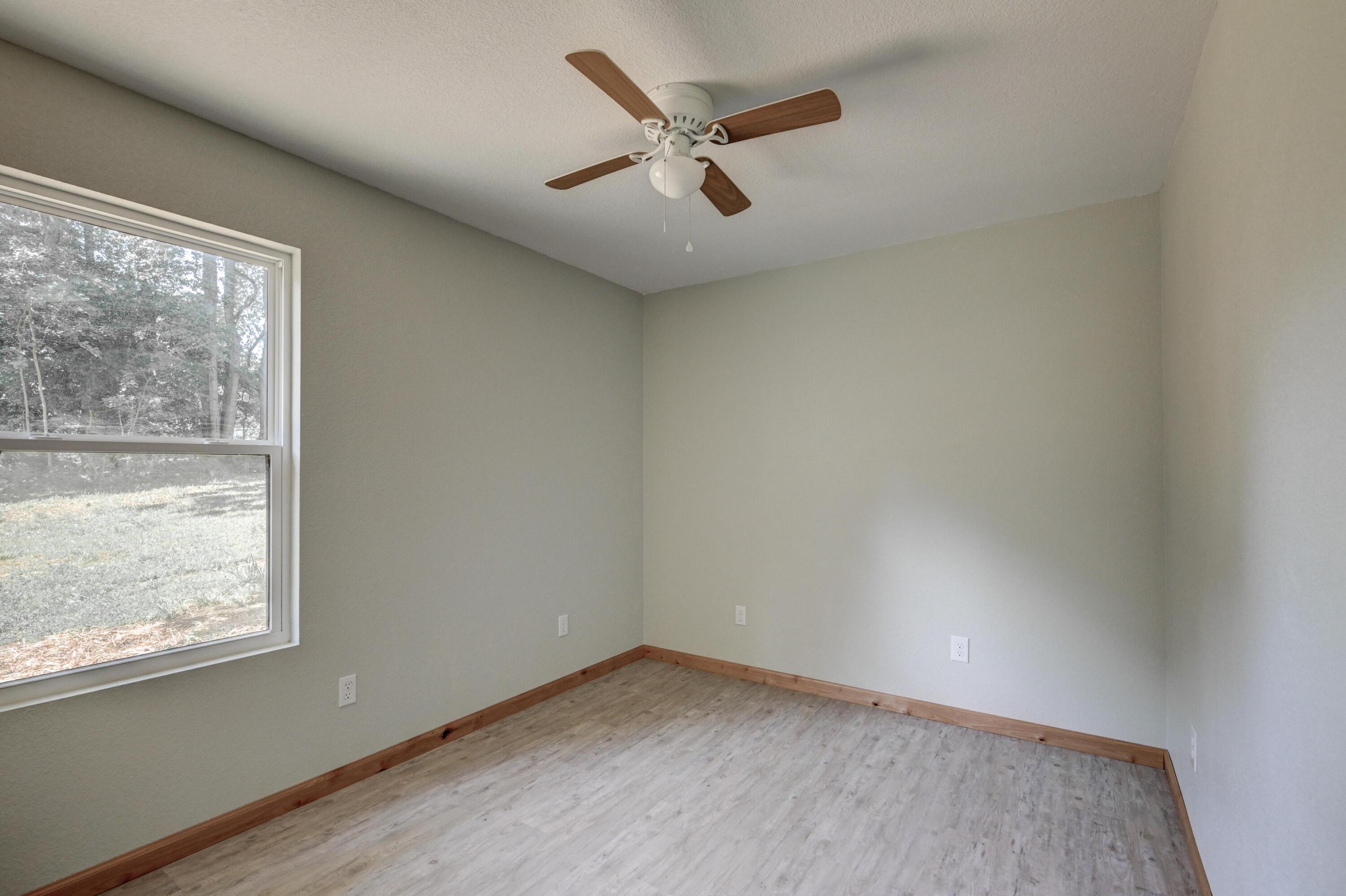 Photo 31 - Residential for sale – 717  Benham Avenue  Neosho, MO
