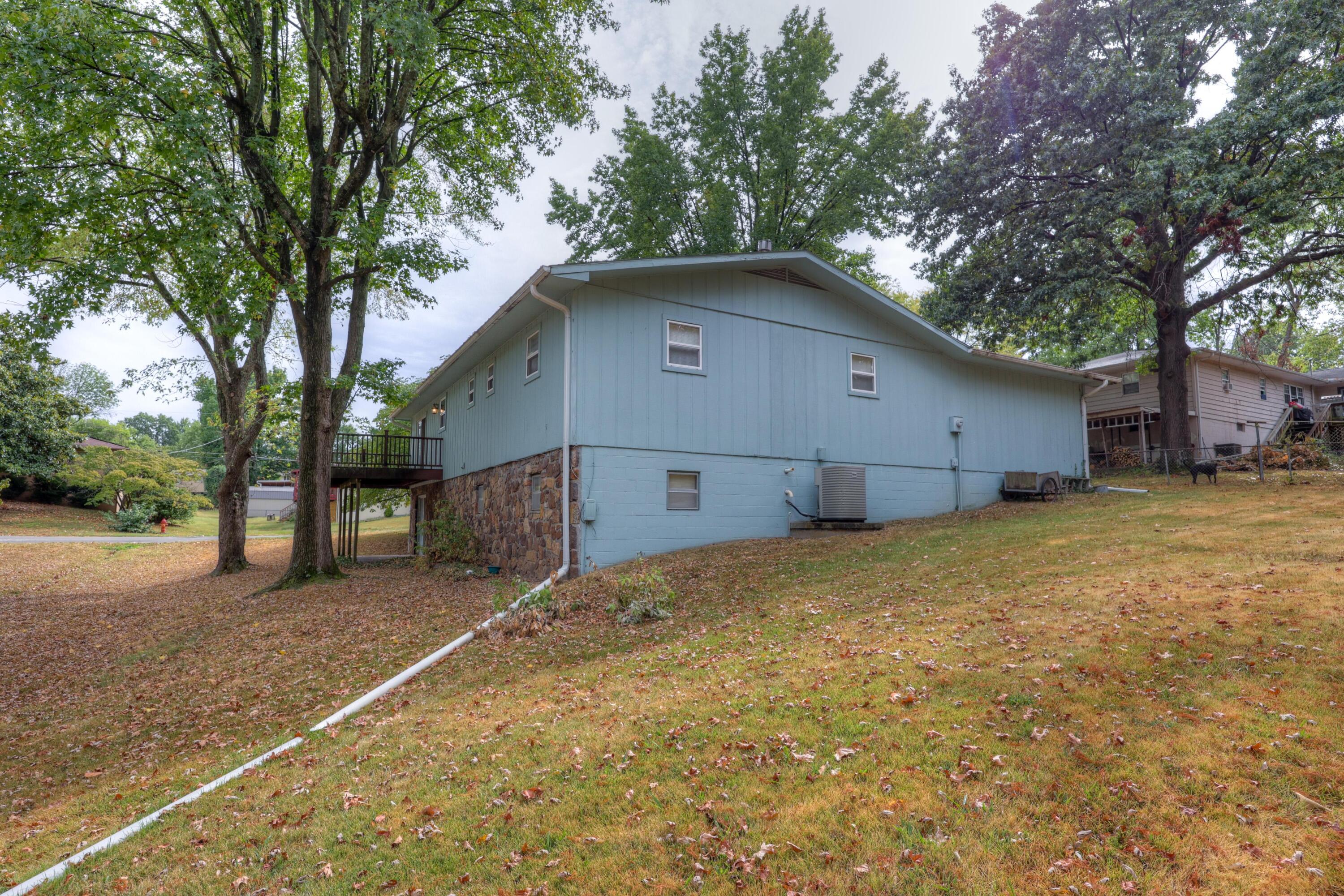 Photo 33 - Residential for sale – 616  Joy Street  Neosho, MO