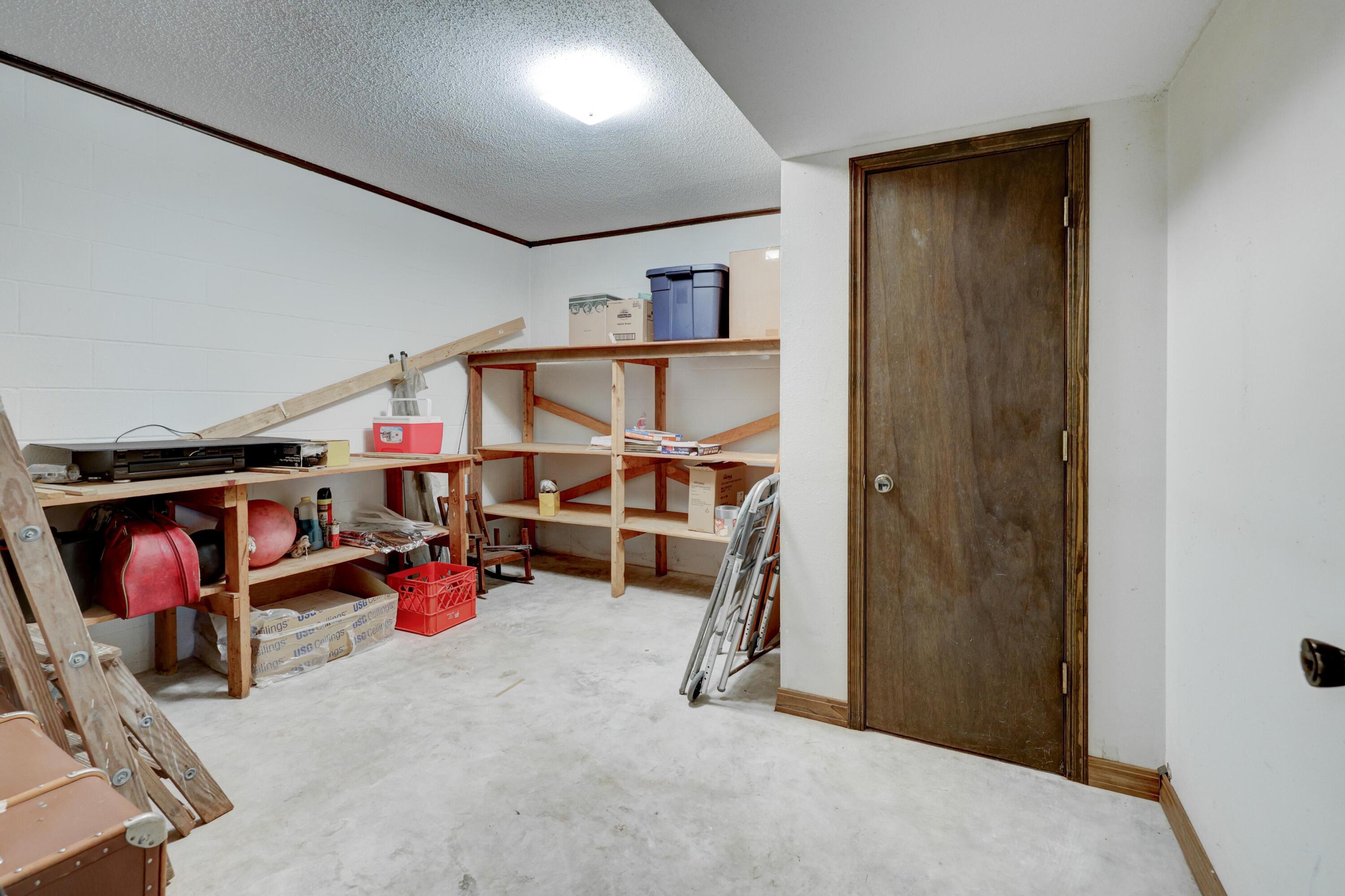 Photo 31 - Residential for sale – 616  Joy Street  Neosho, MO