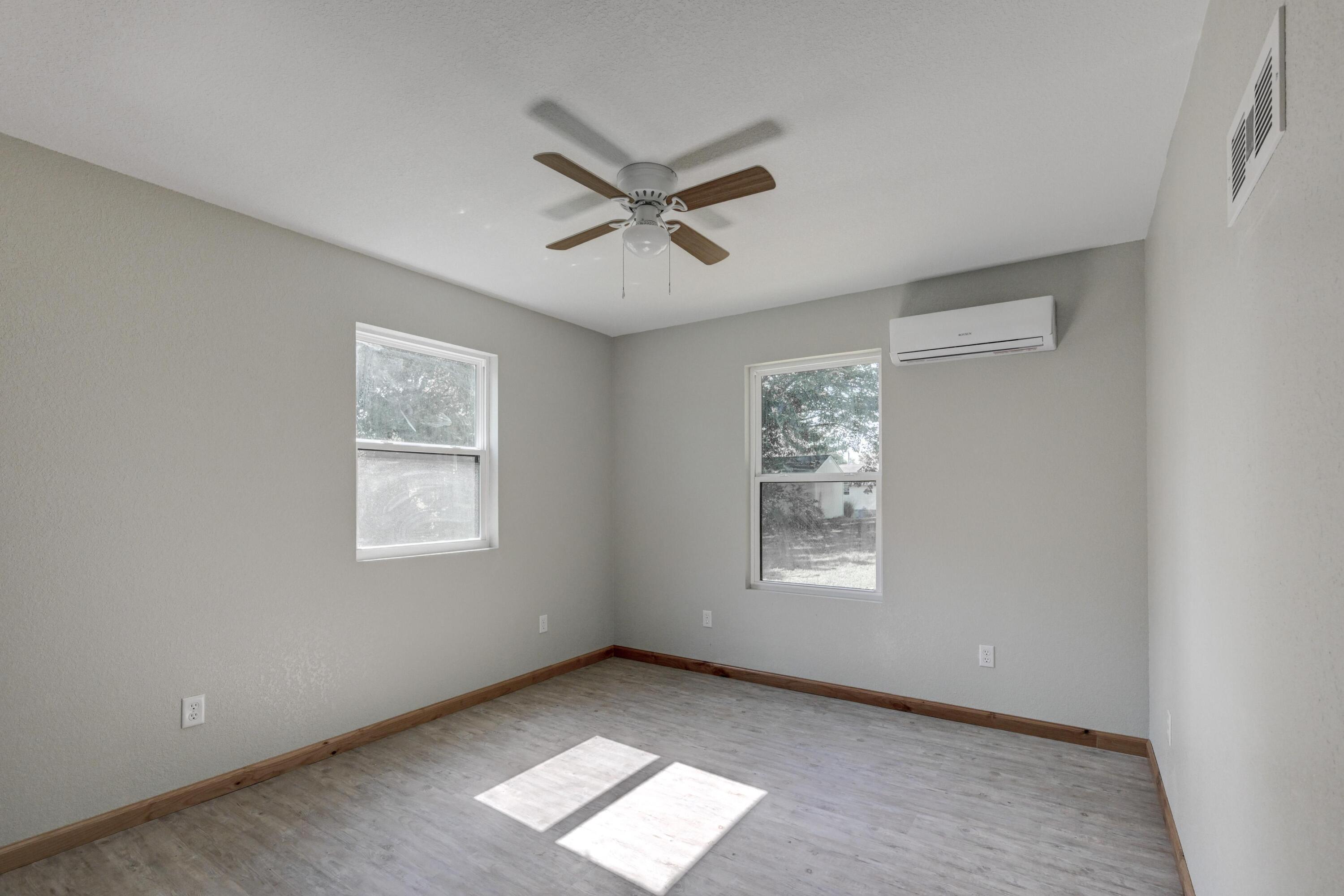 Photo 28 - Commercial Sale for sale – 717  Benham Avenue  Neosho, MO