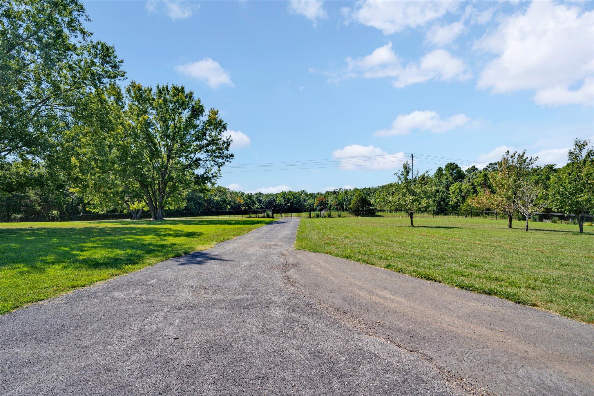 Photo 5 - Residential for sale – 4967 E Farm Road 66   Springfield, MO