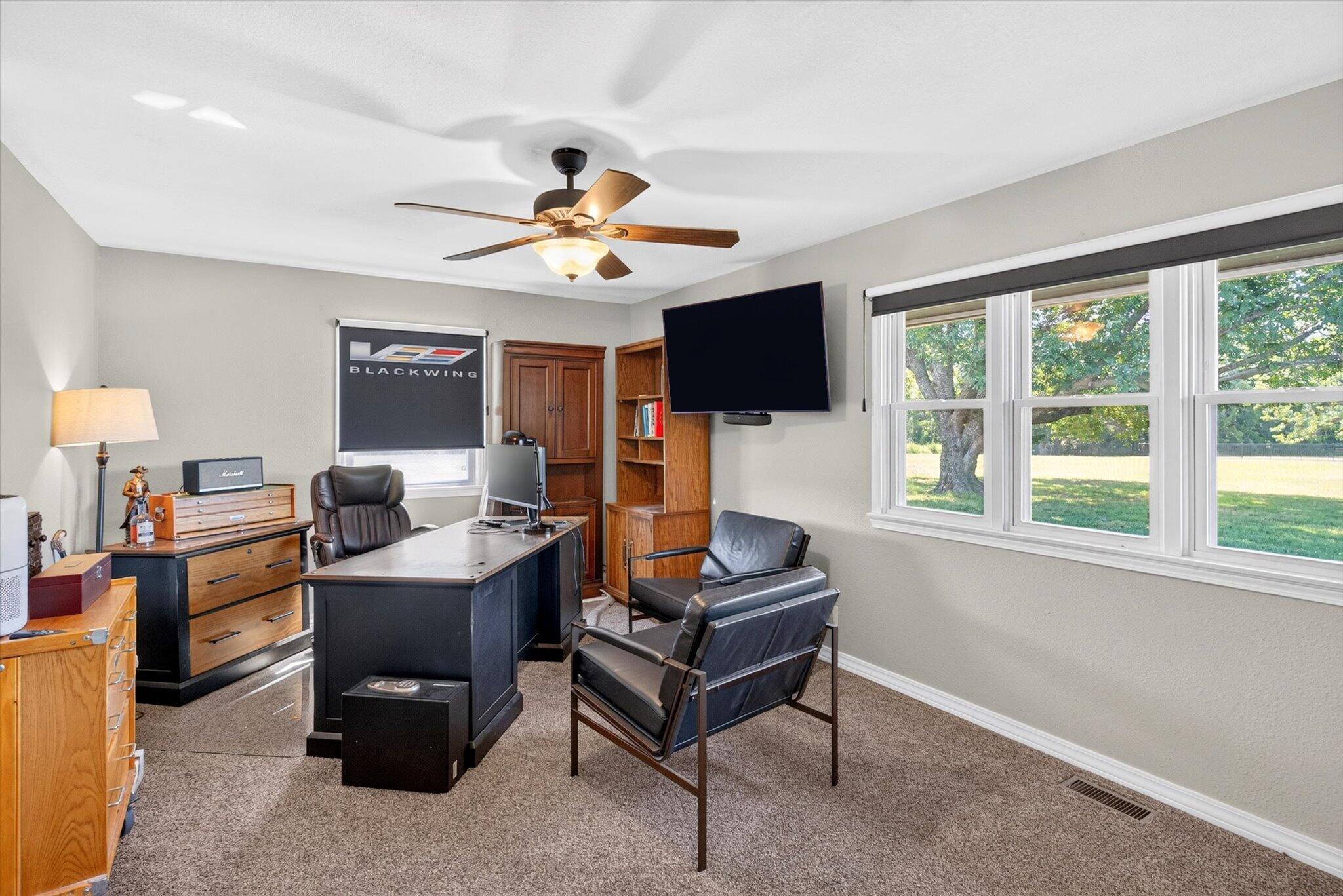 Photo 23 - Residential for sale – 4967 E Farm Road 66   Springfield, MO