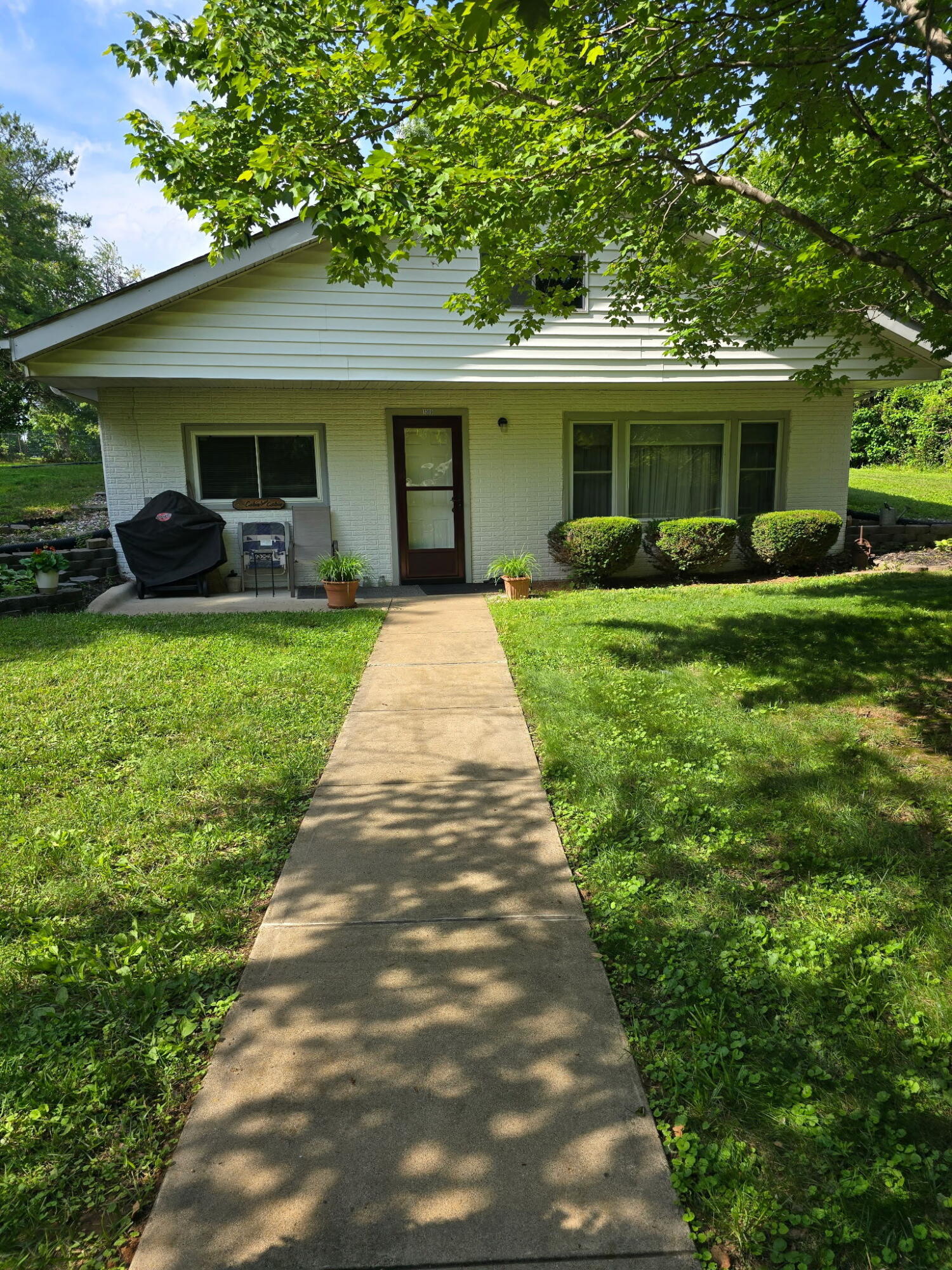 Residential for sale – 1305  Prairie Ridge Road  Ozark, MO