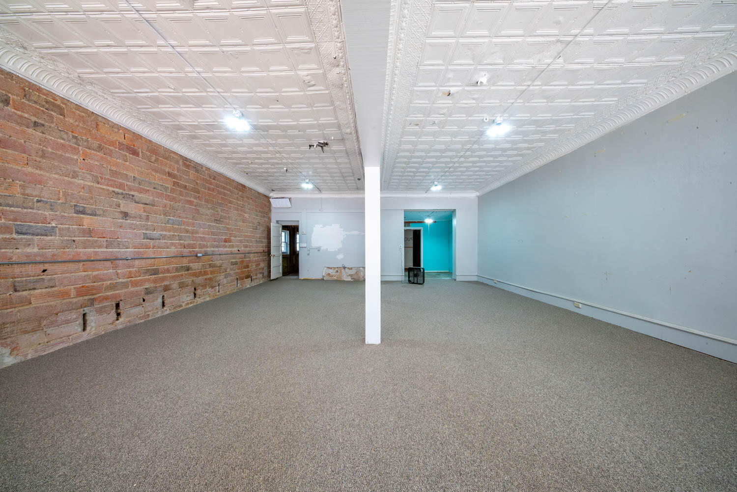 Photo 7 - Commercial Sale for sale – 113 E Main Street  Willow Springs, MO