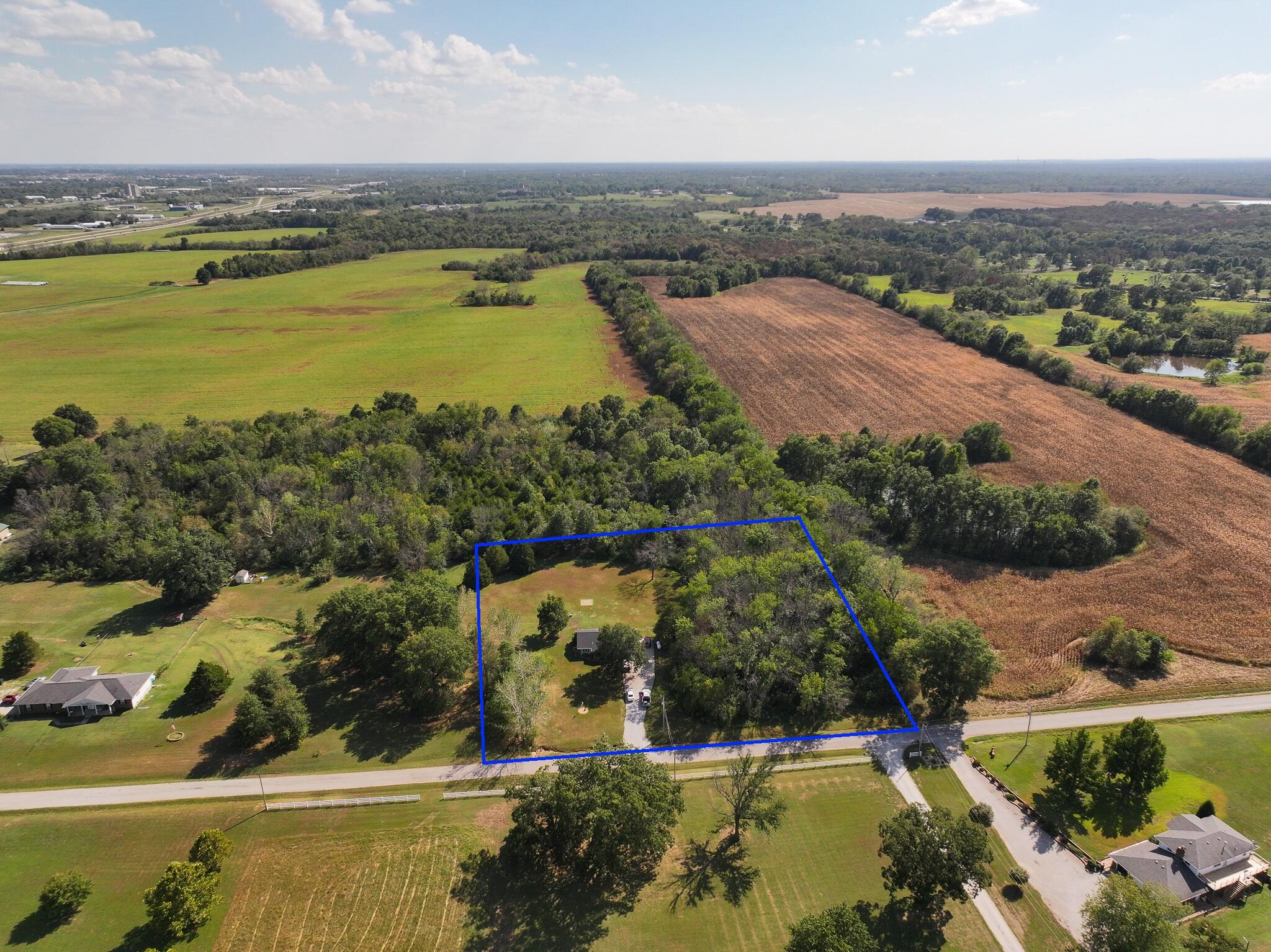 Photo 3 - Residential for sale – 15562 E Kaw Rapids Road  Nevada, MO