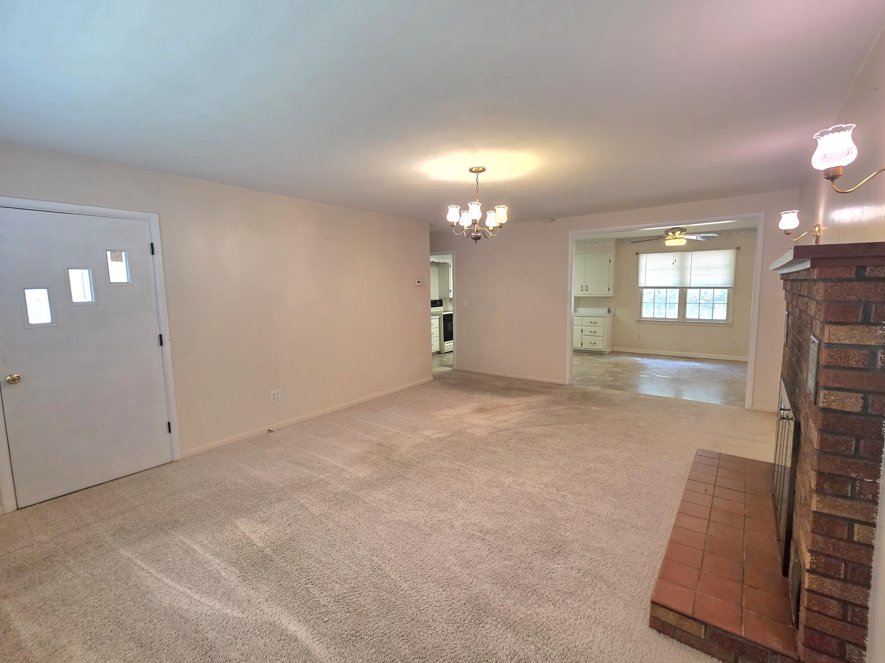 Photo 4 - Residential for sale – 1319  Briar Wood Drive  Houston, MO