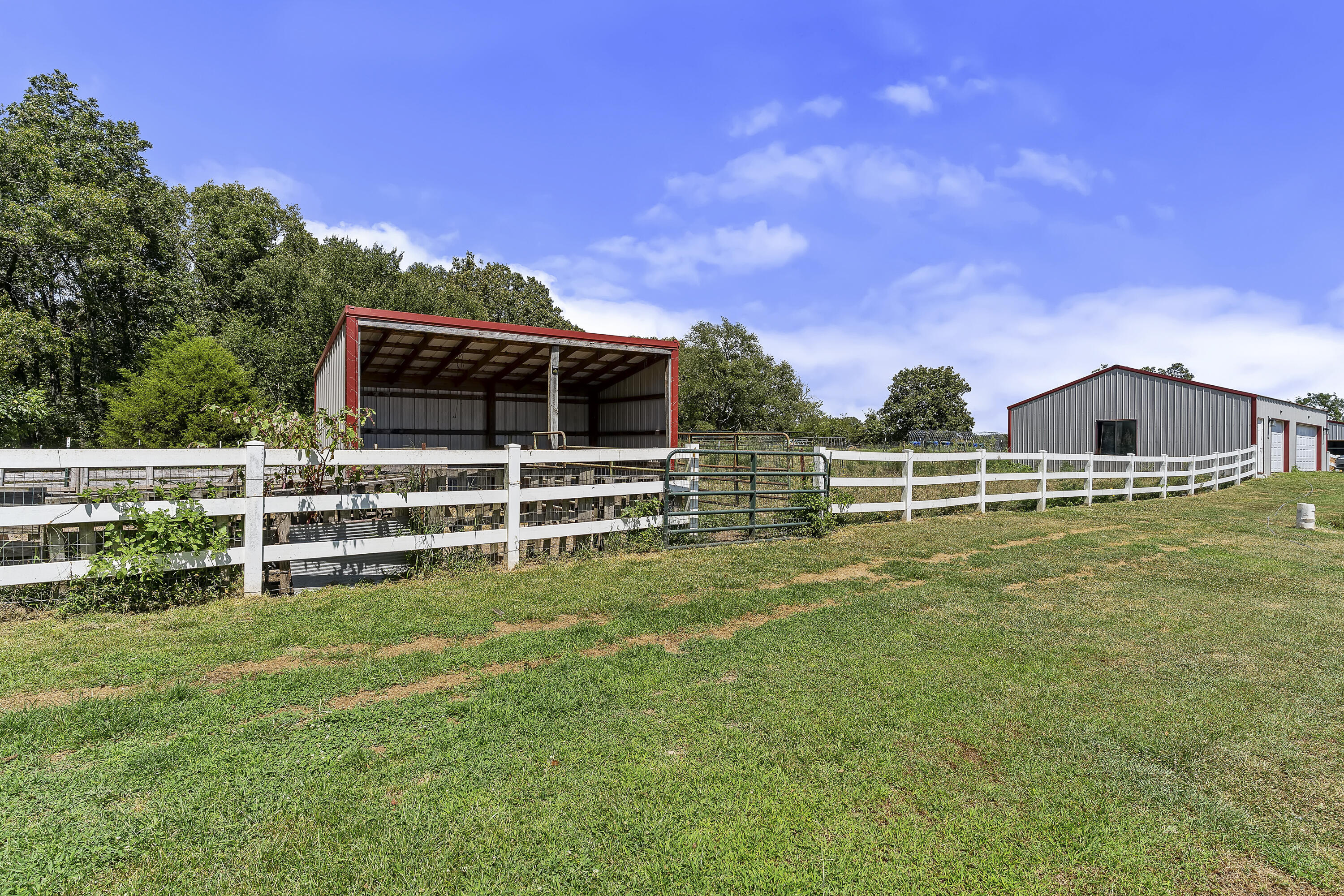 Photo 3 - Residential for sale – 119  Jensen Road  Conway, MO
