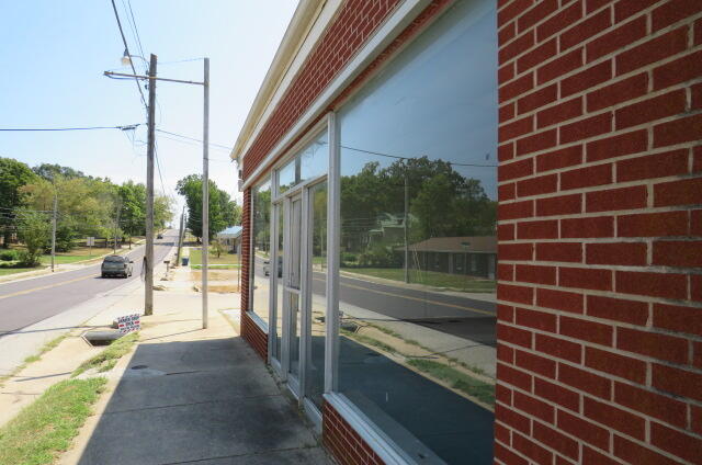Commercial Sale for sale – 309 E Commercial Street  Mansfield, MO