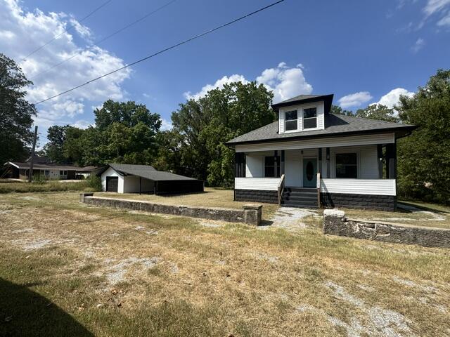 Photo 3 - Residential for sale – 107 E Odell Street  Marionville, MO