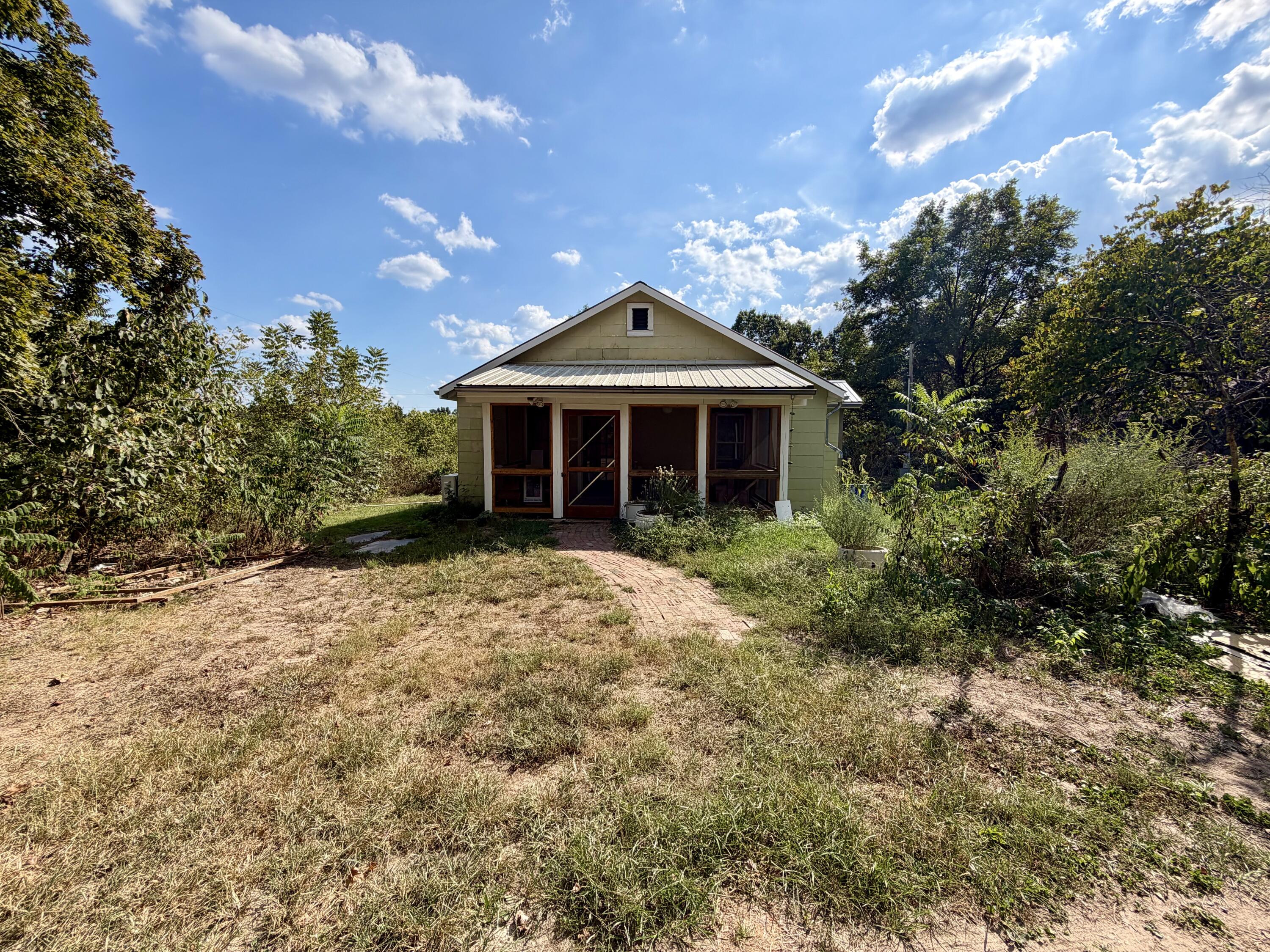 Photo 3 - Residential for sale – 960  County Road 412   Alton, MO