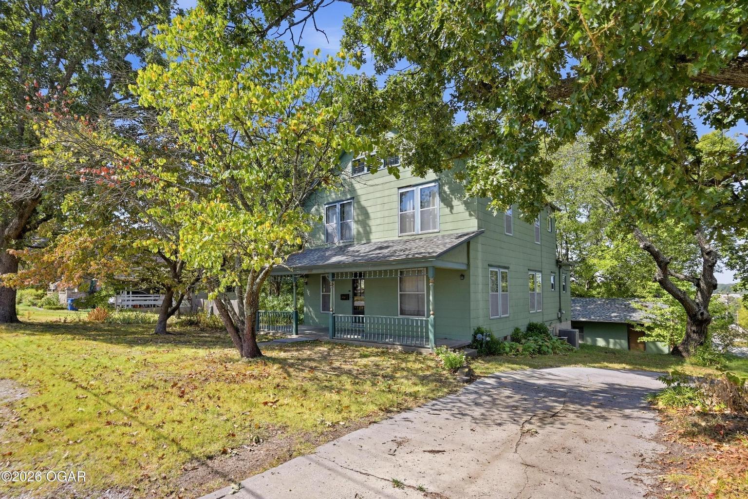 Photo 33 - Residential for sale – 300 S Ripley Street  Neosho, MO