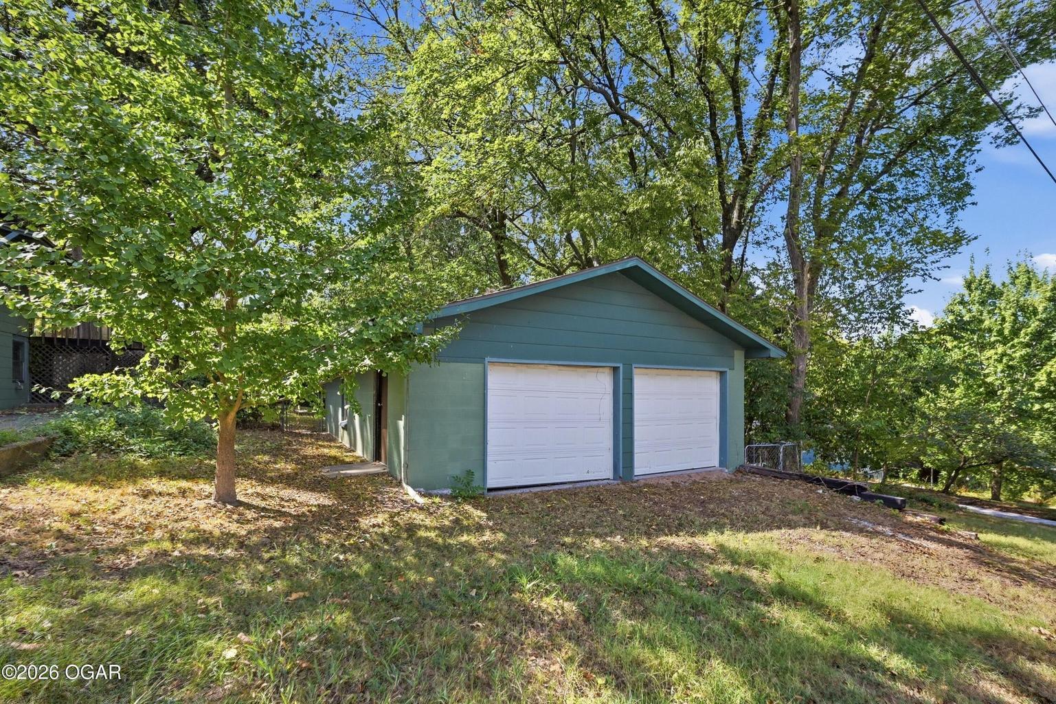 Photo 34 - Residential for sale – 300 S Ripley Street  Neosho, MO
