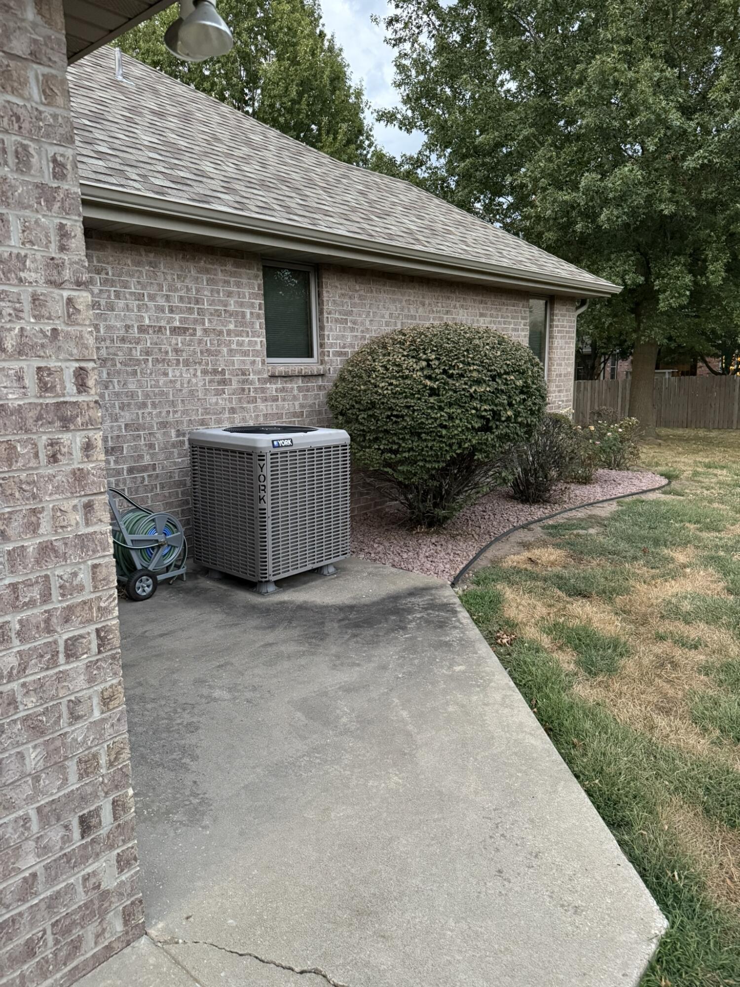 Photo 4 - Residential for sale – 1360 S Meadow Lane  Bolivar, MO